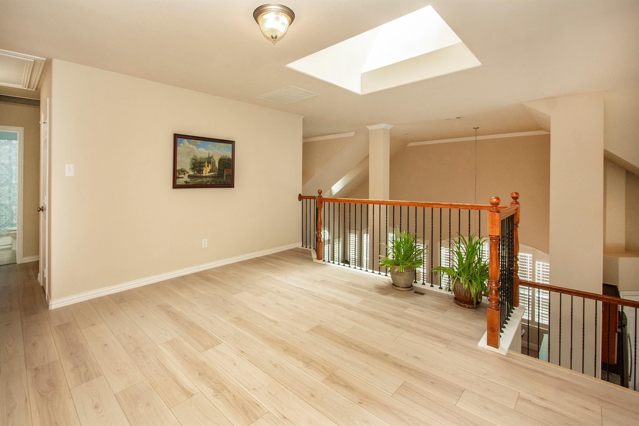 main property photo 26