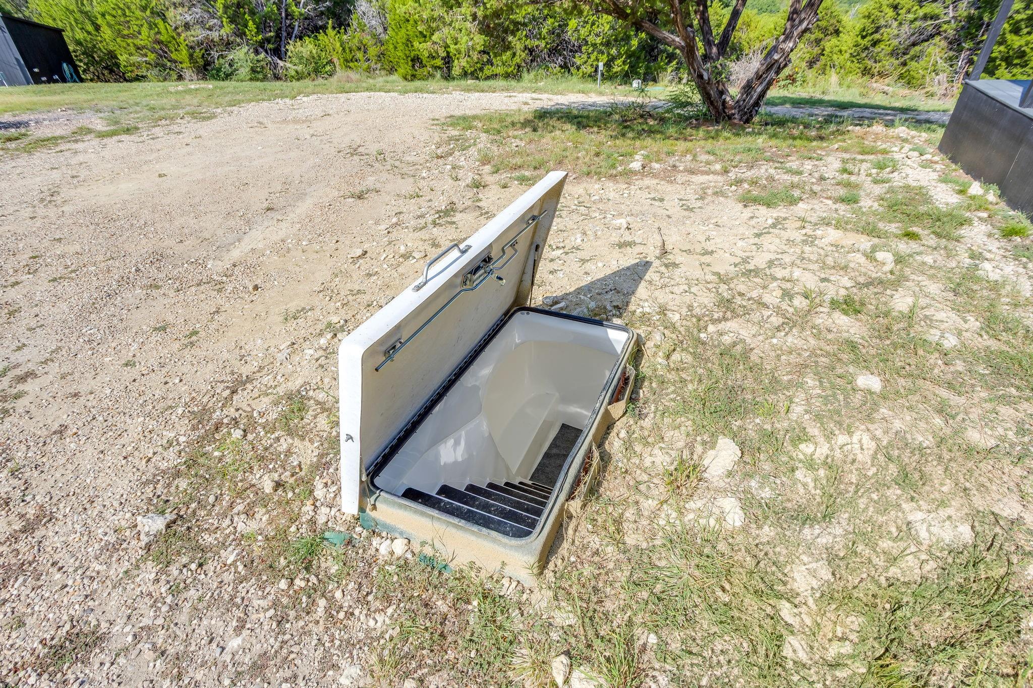 main property photo 37