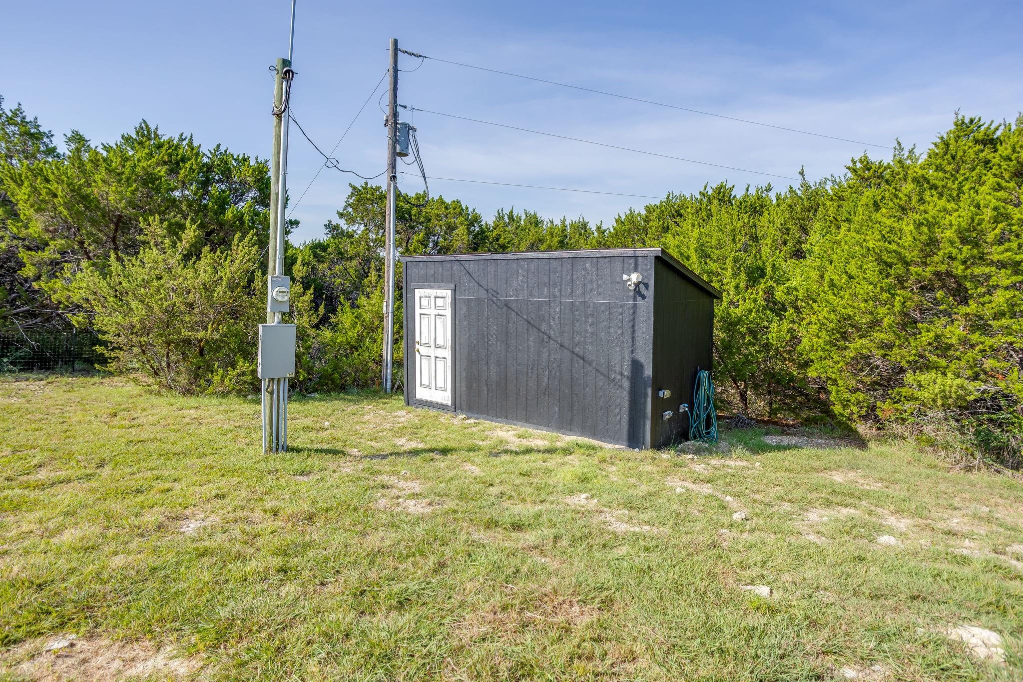 main property photo 38