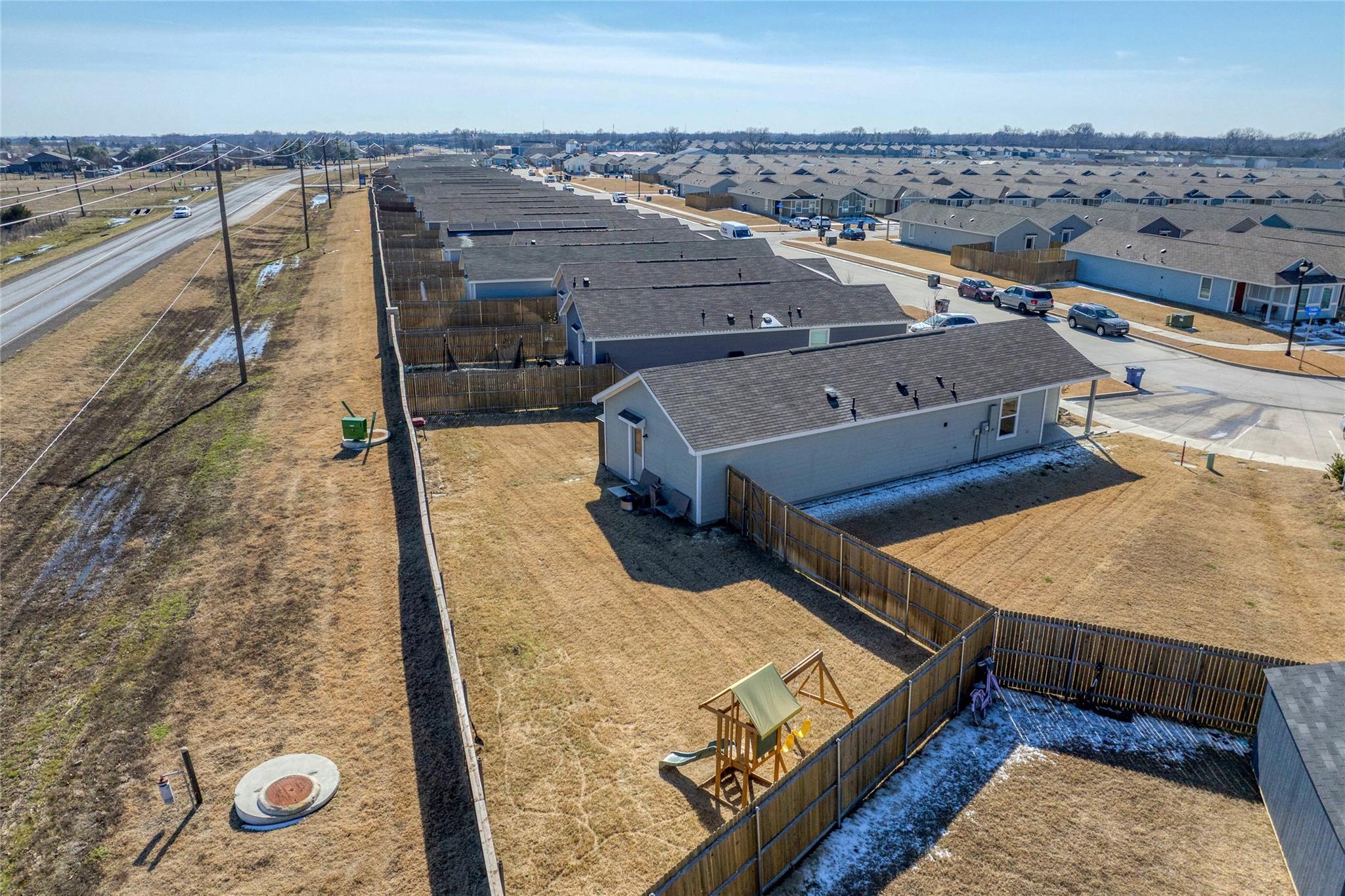 main property photo 19
