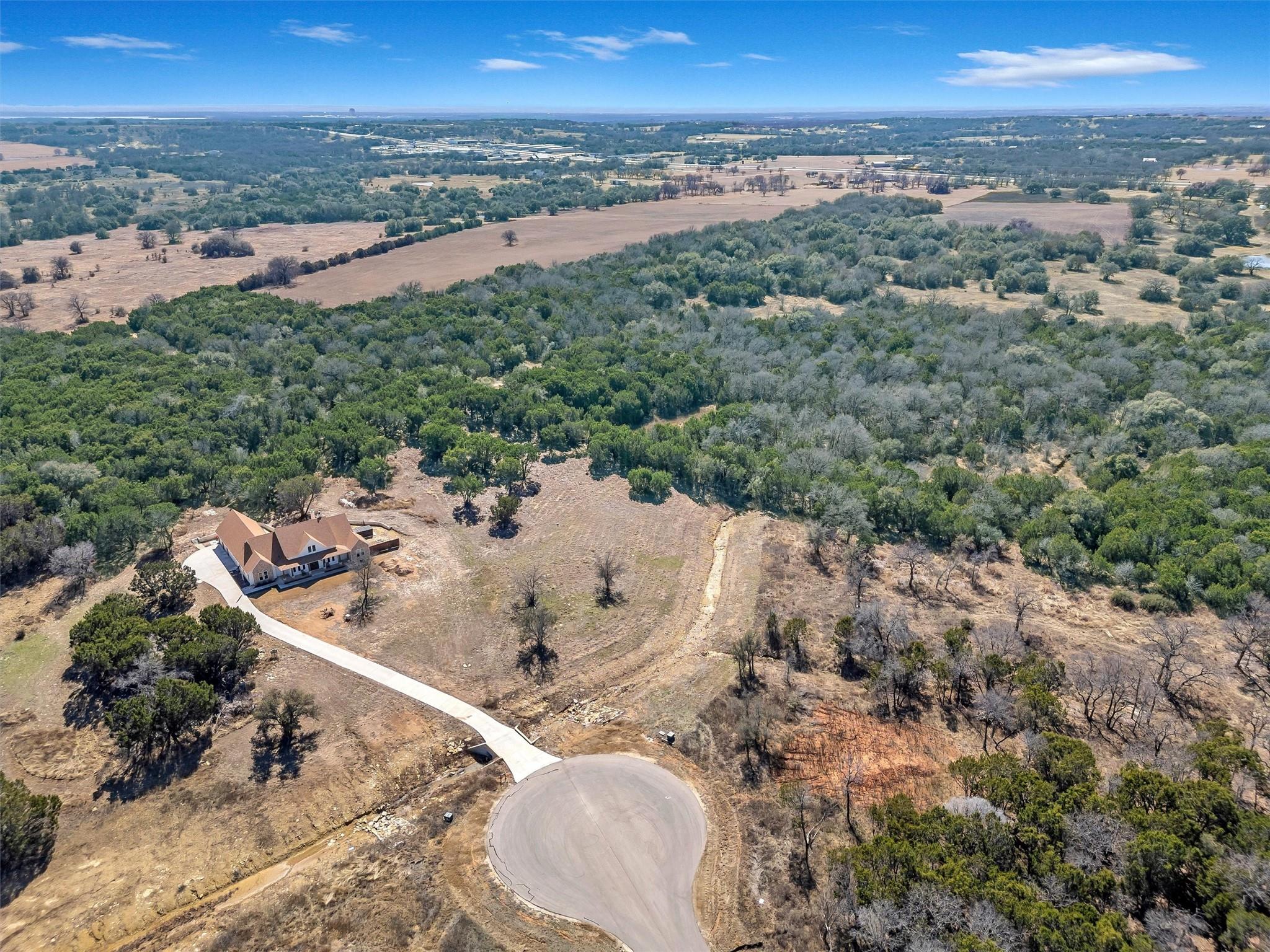 main property photo 13