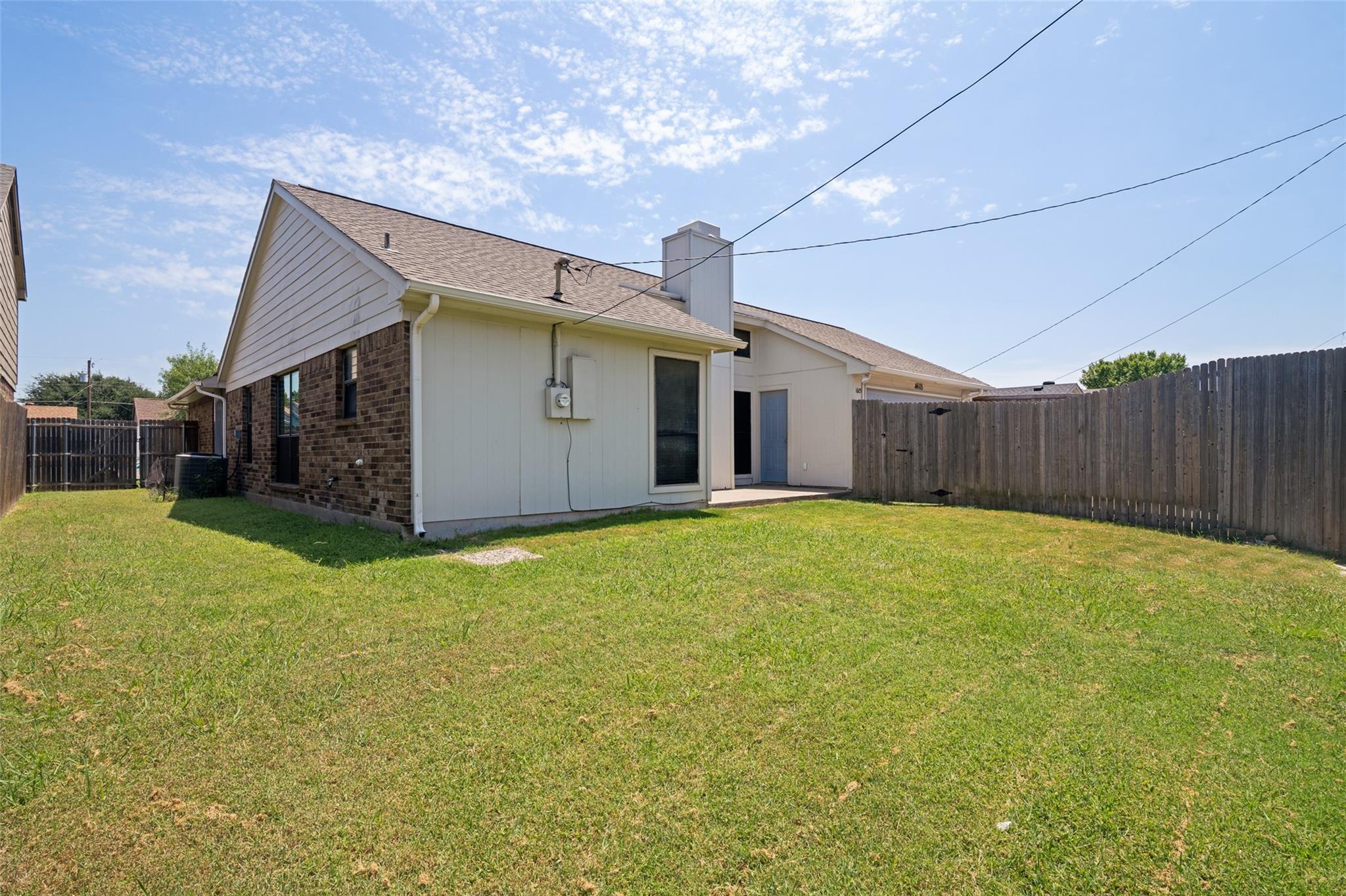 main property photo 16