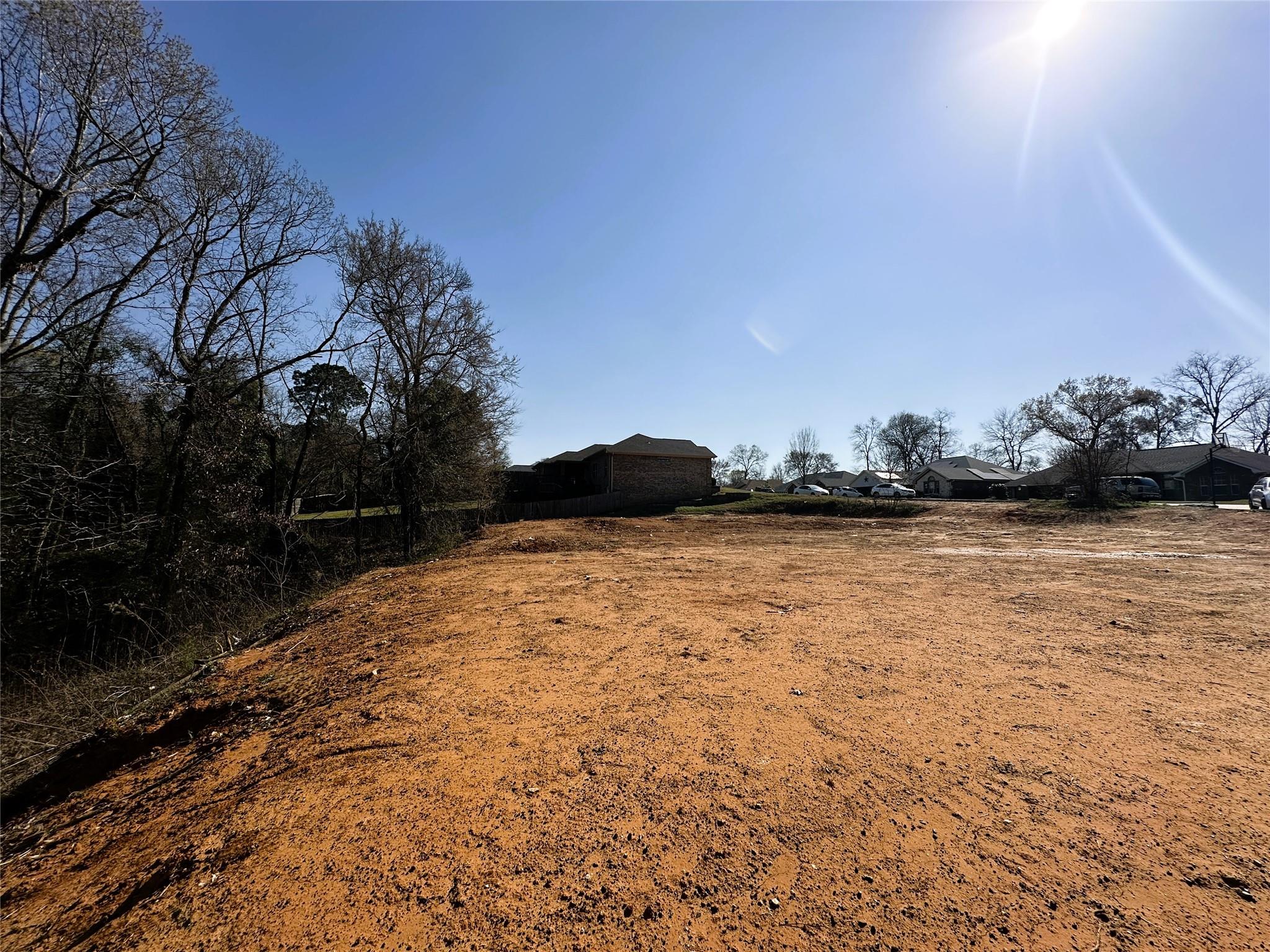 main property photo 12