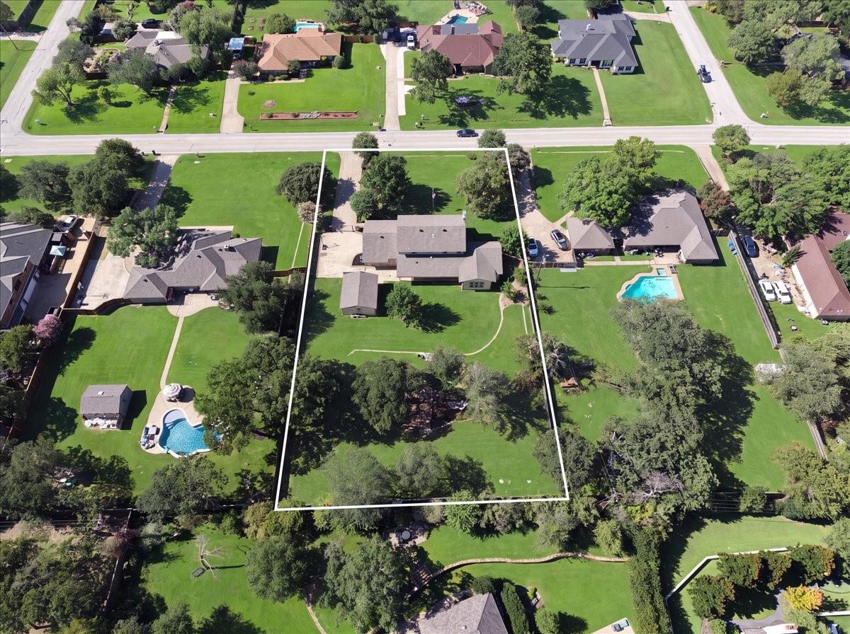 main property photo 36