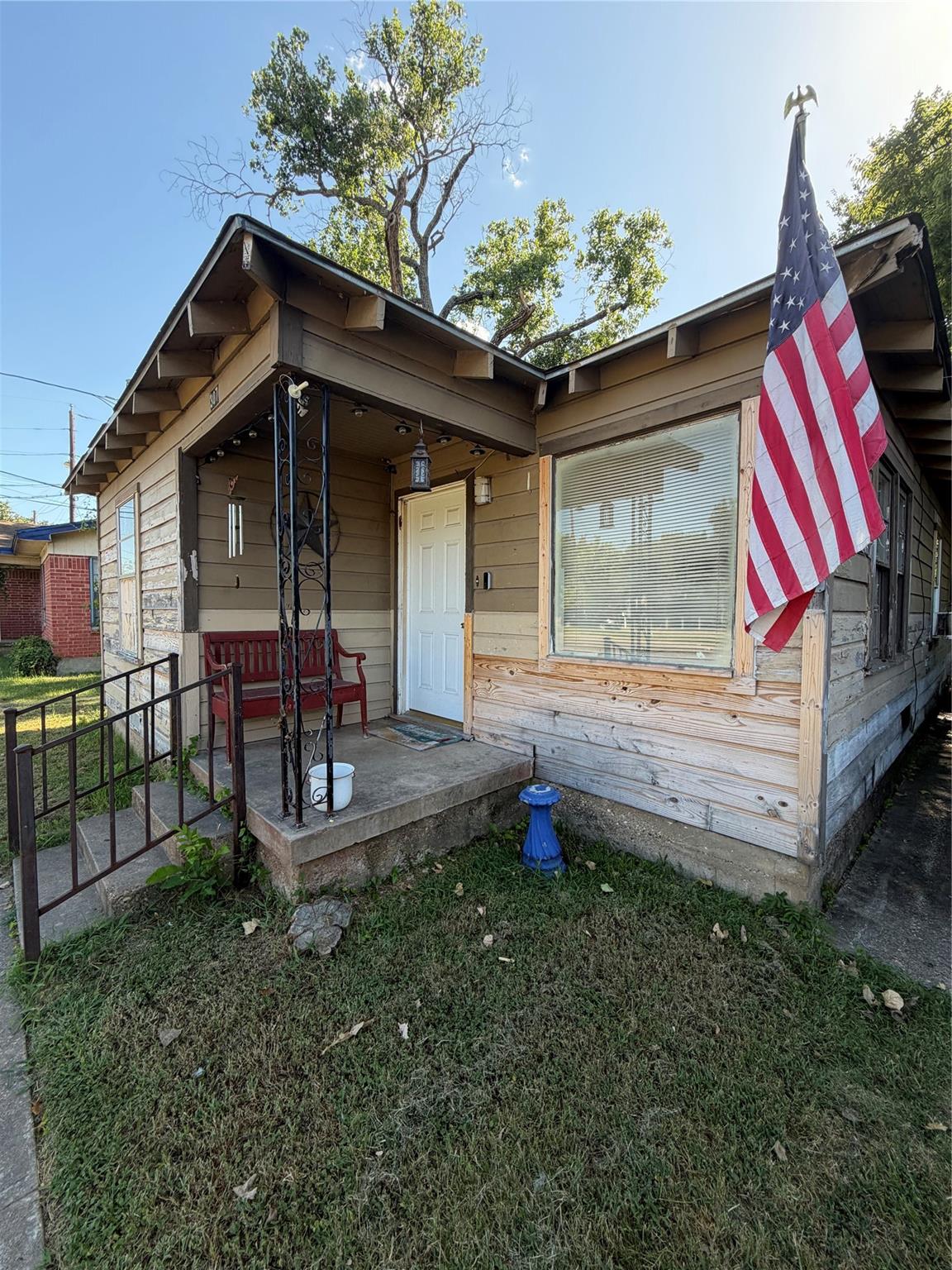 main property photo 1