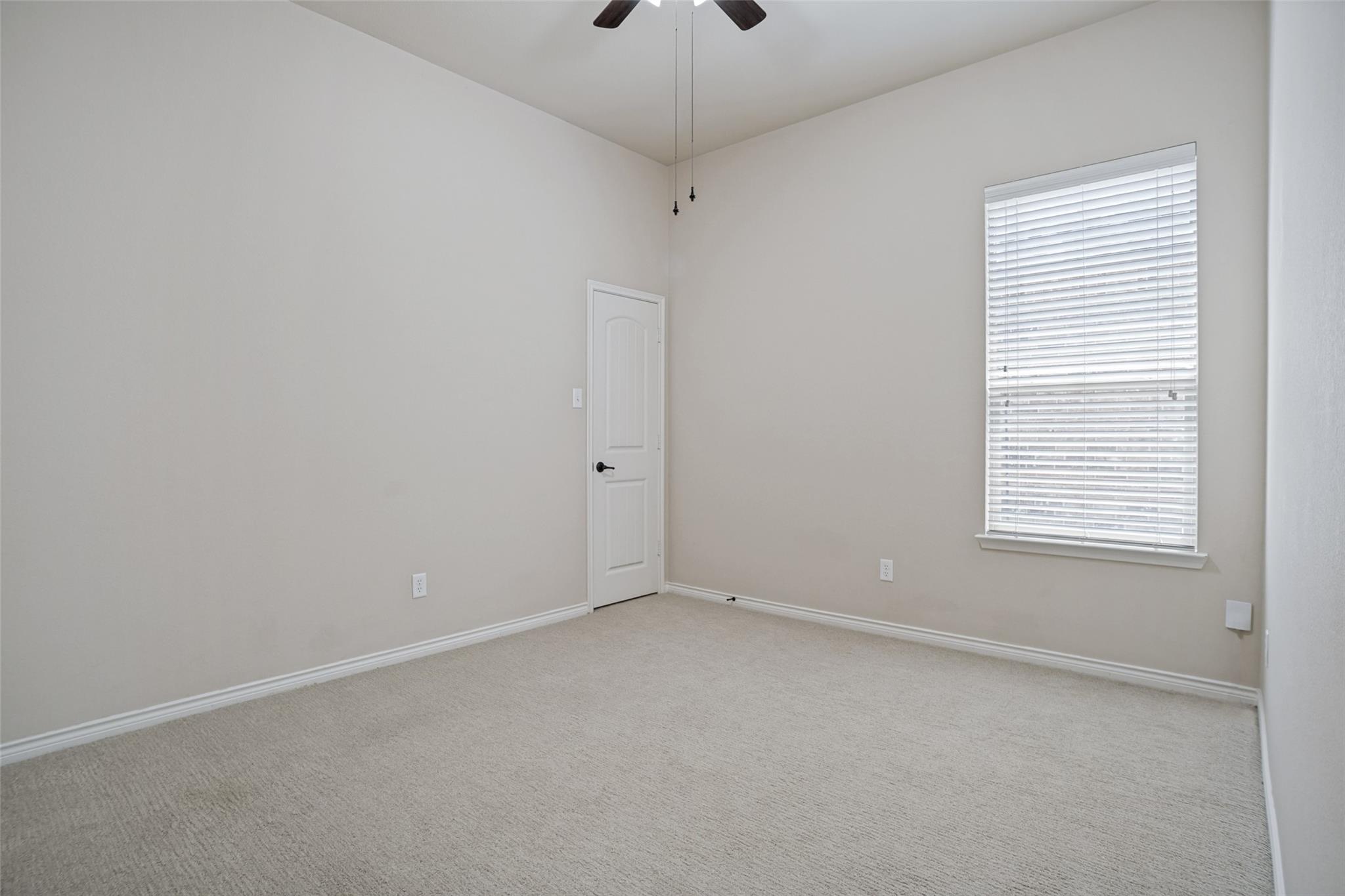 property viewer photo 20