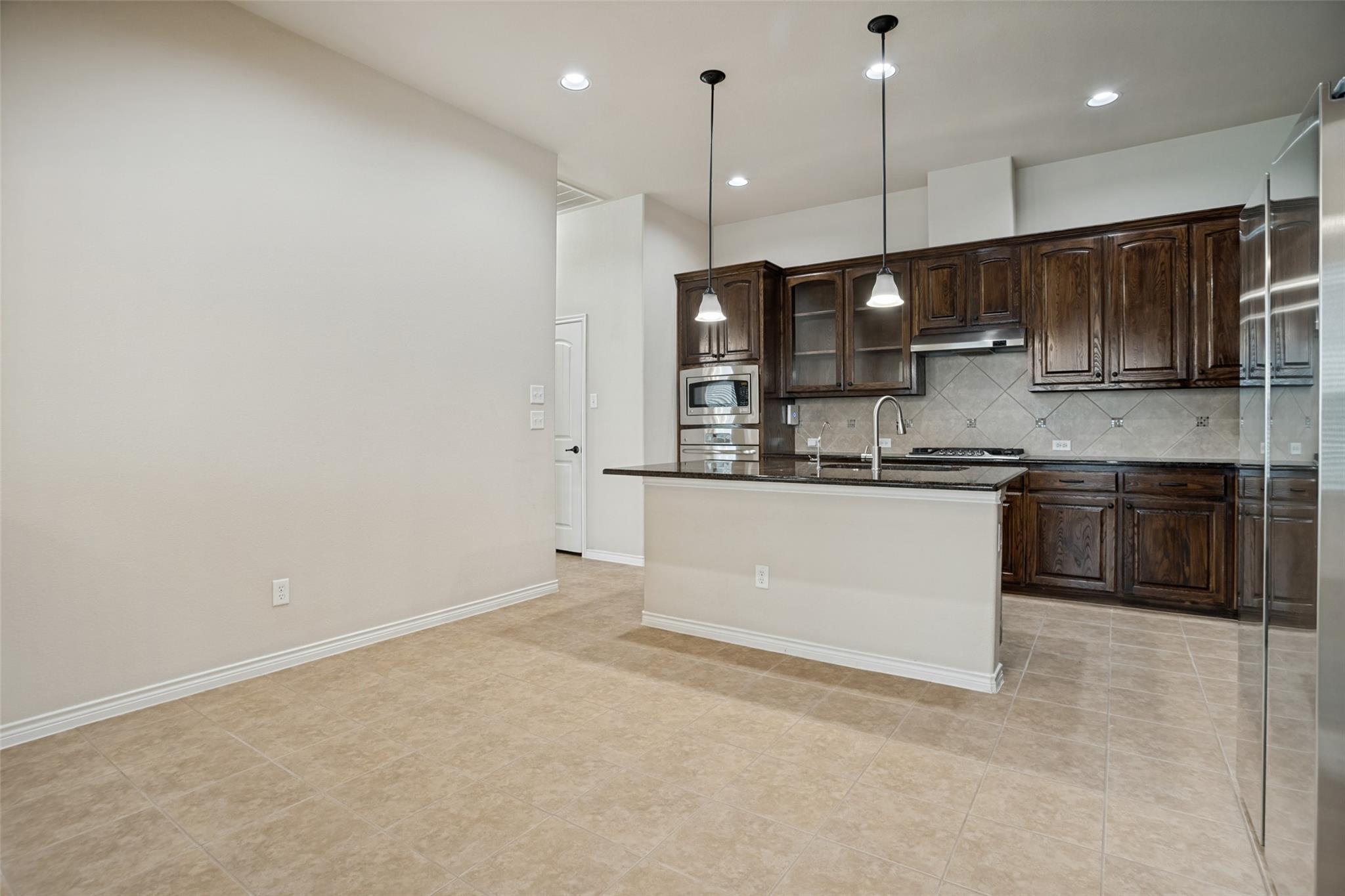 property viewer photo 9