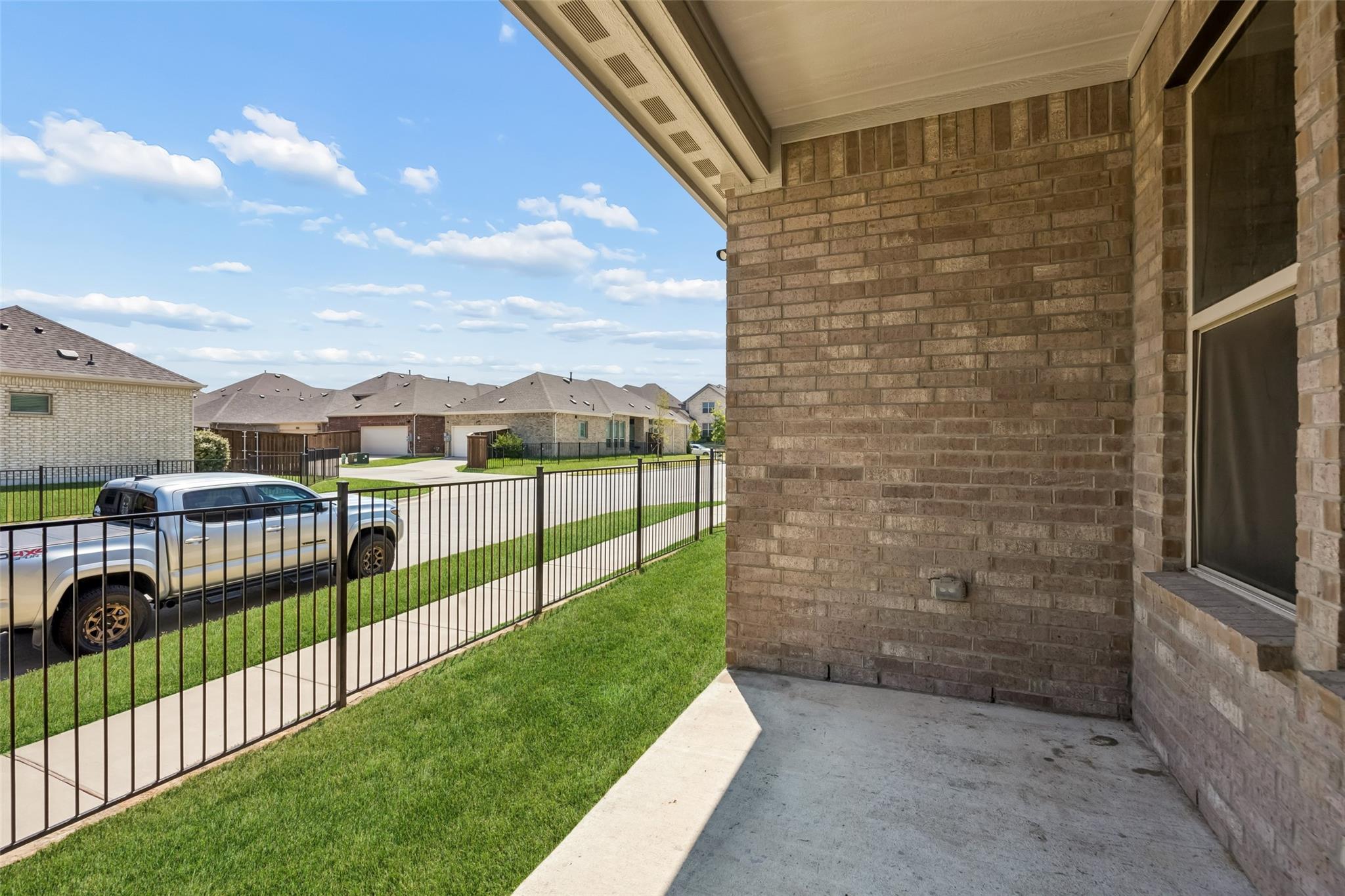 main property photo 26