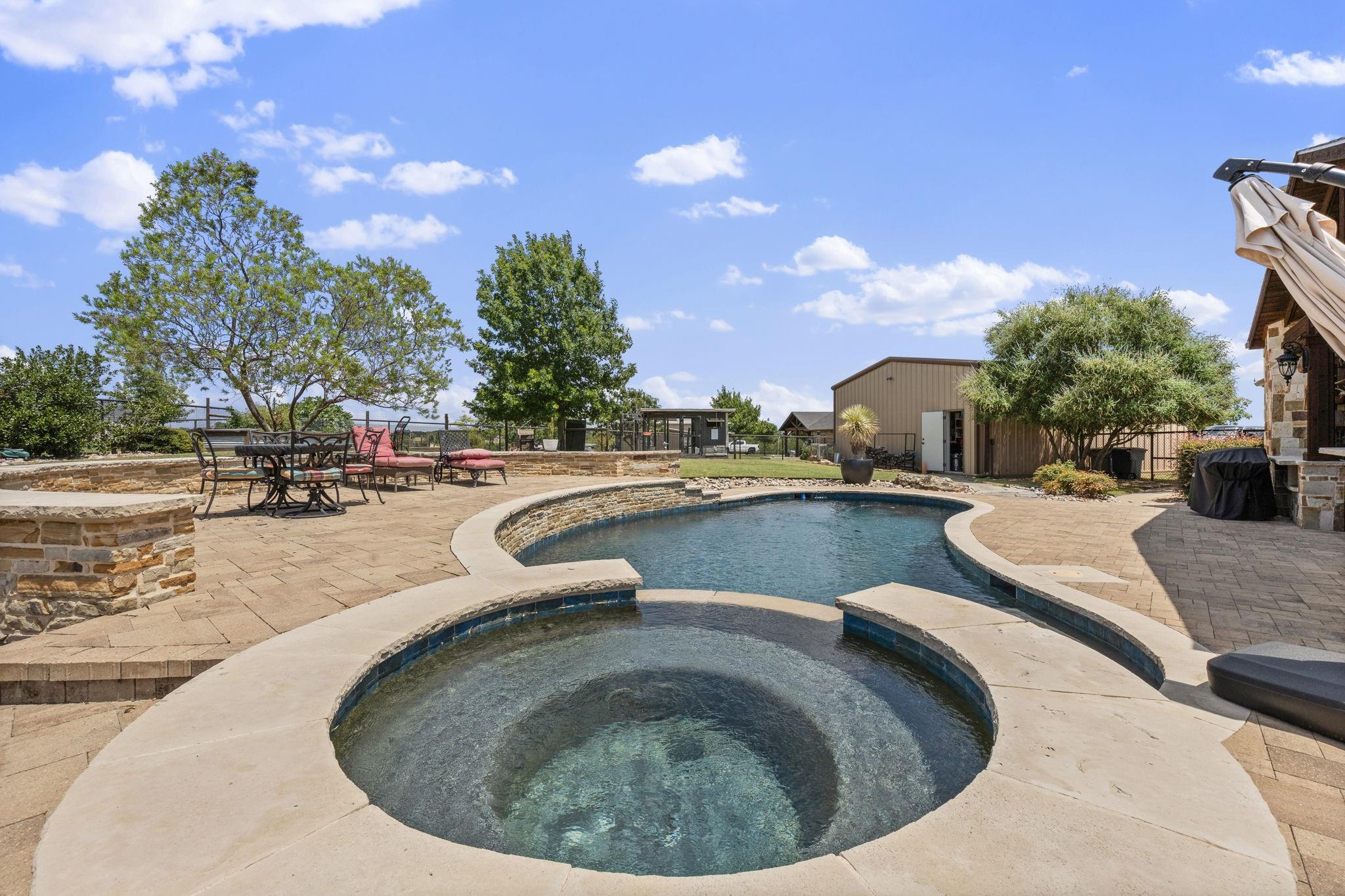main property photo 35