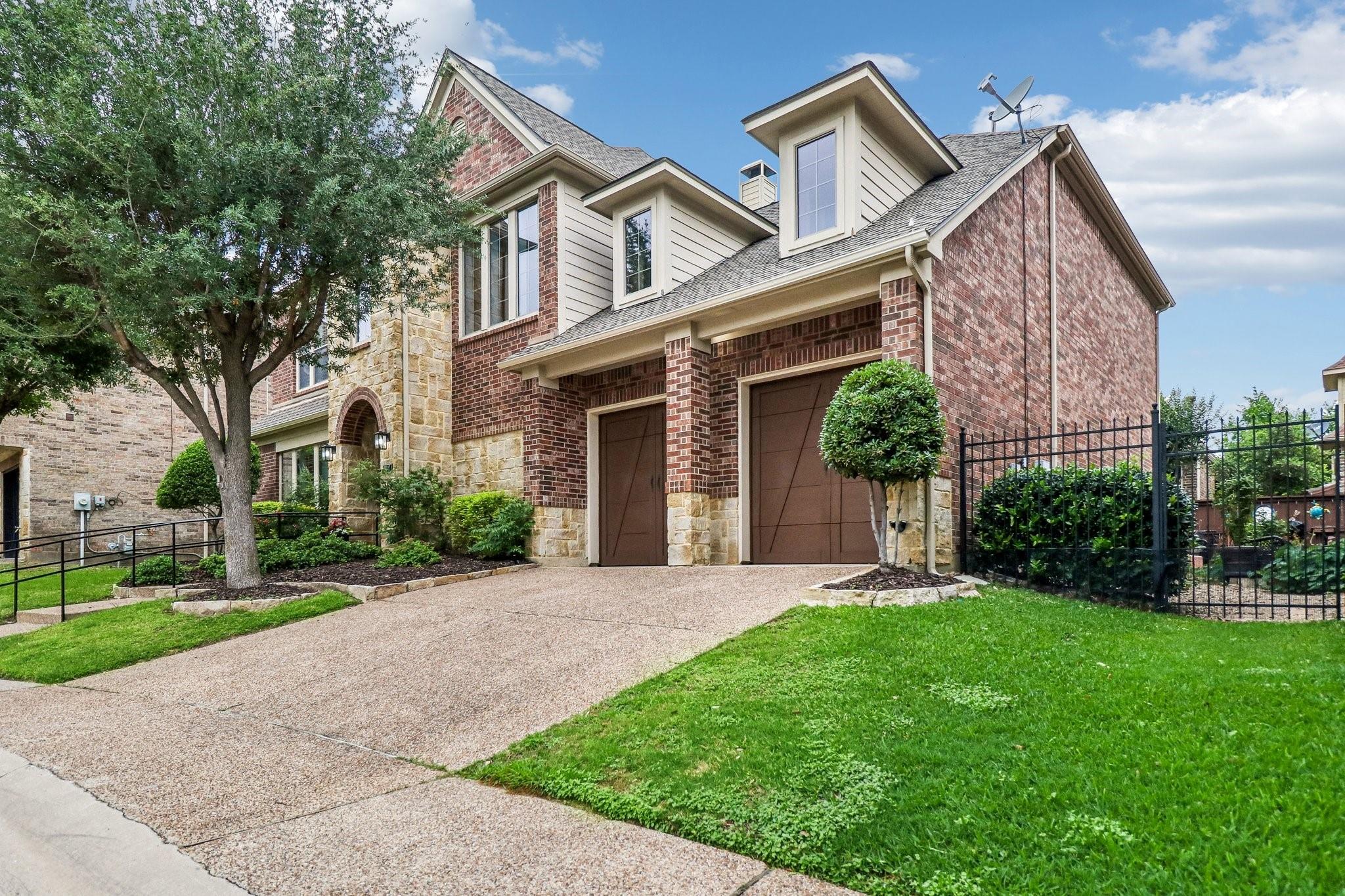 main property photo 5