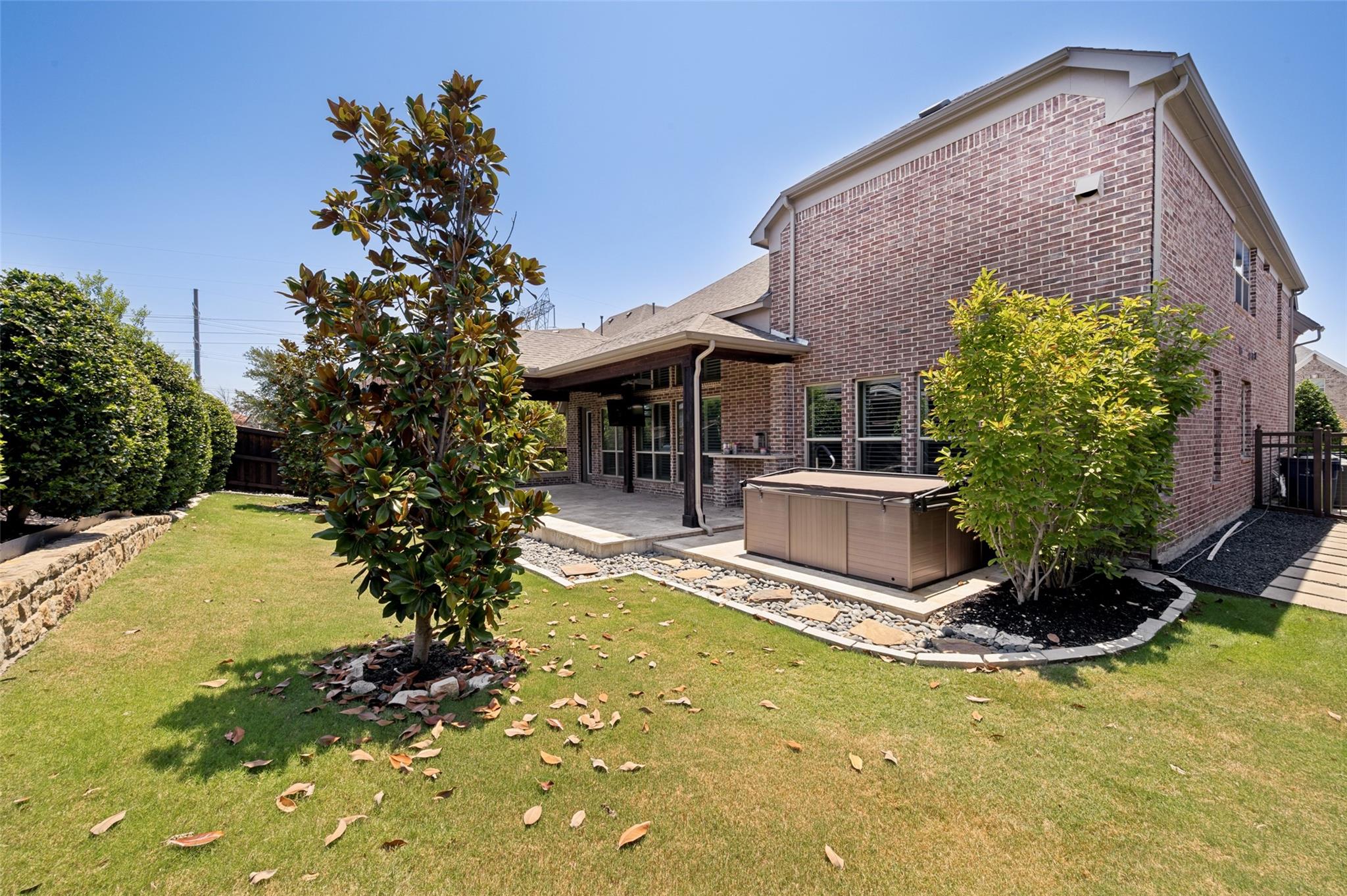 main property photo 5