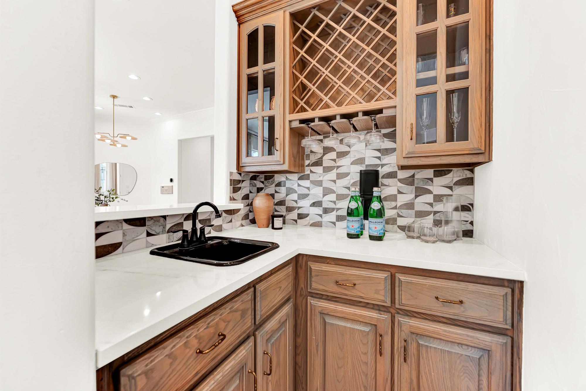 property viewer photo 19
