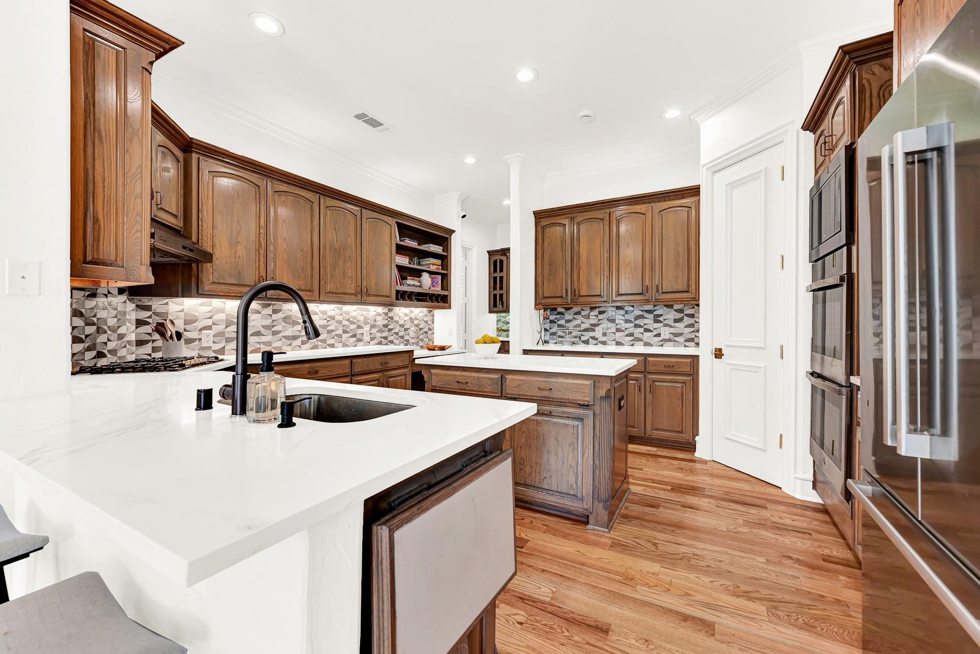 property viewer photo 5