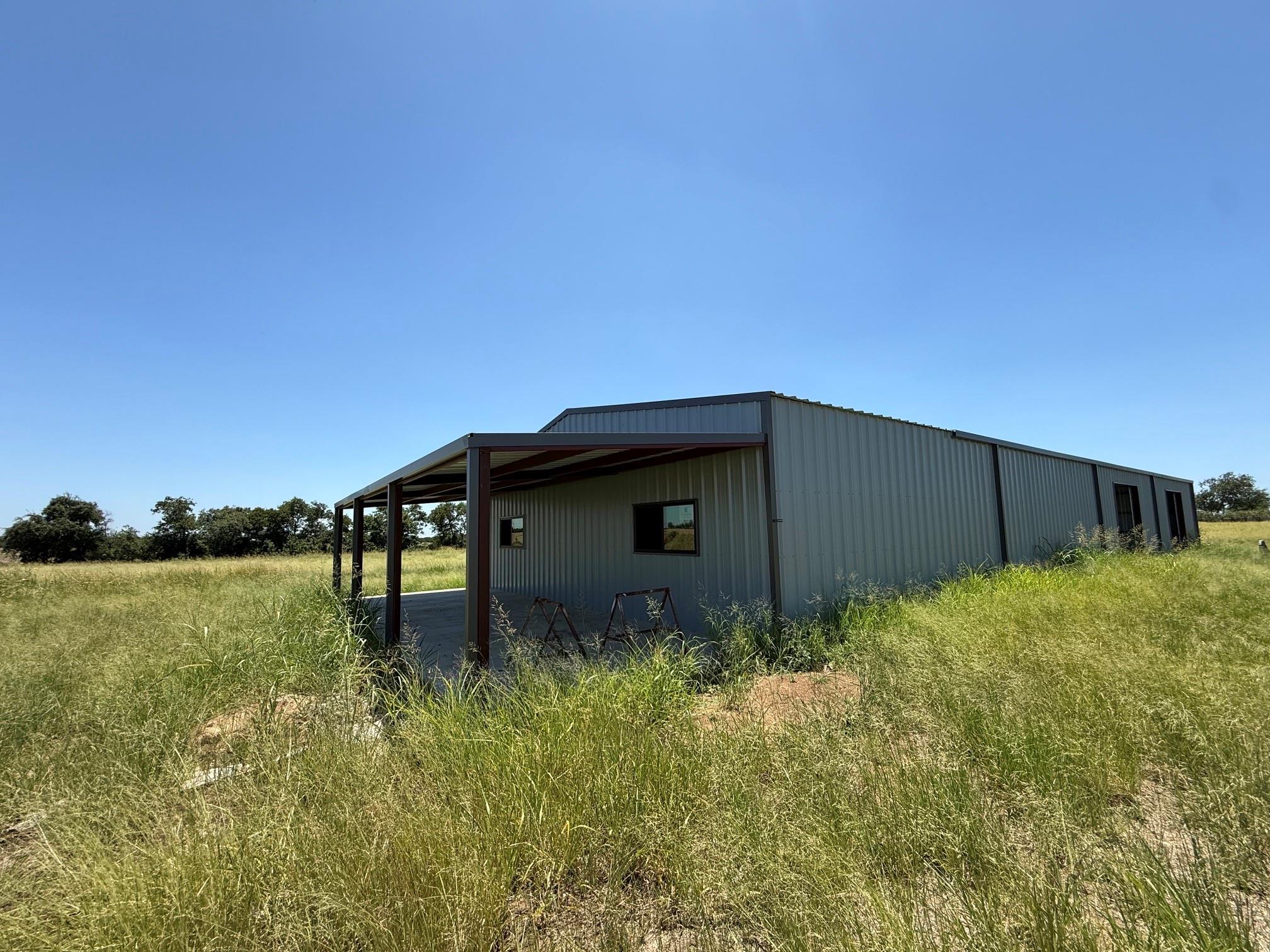 main property photo 14