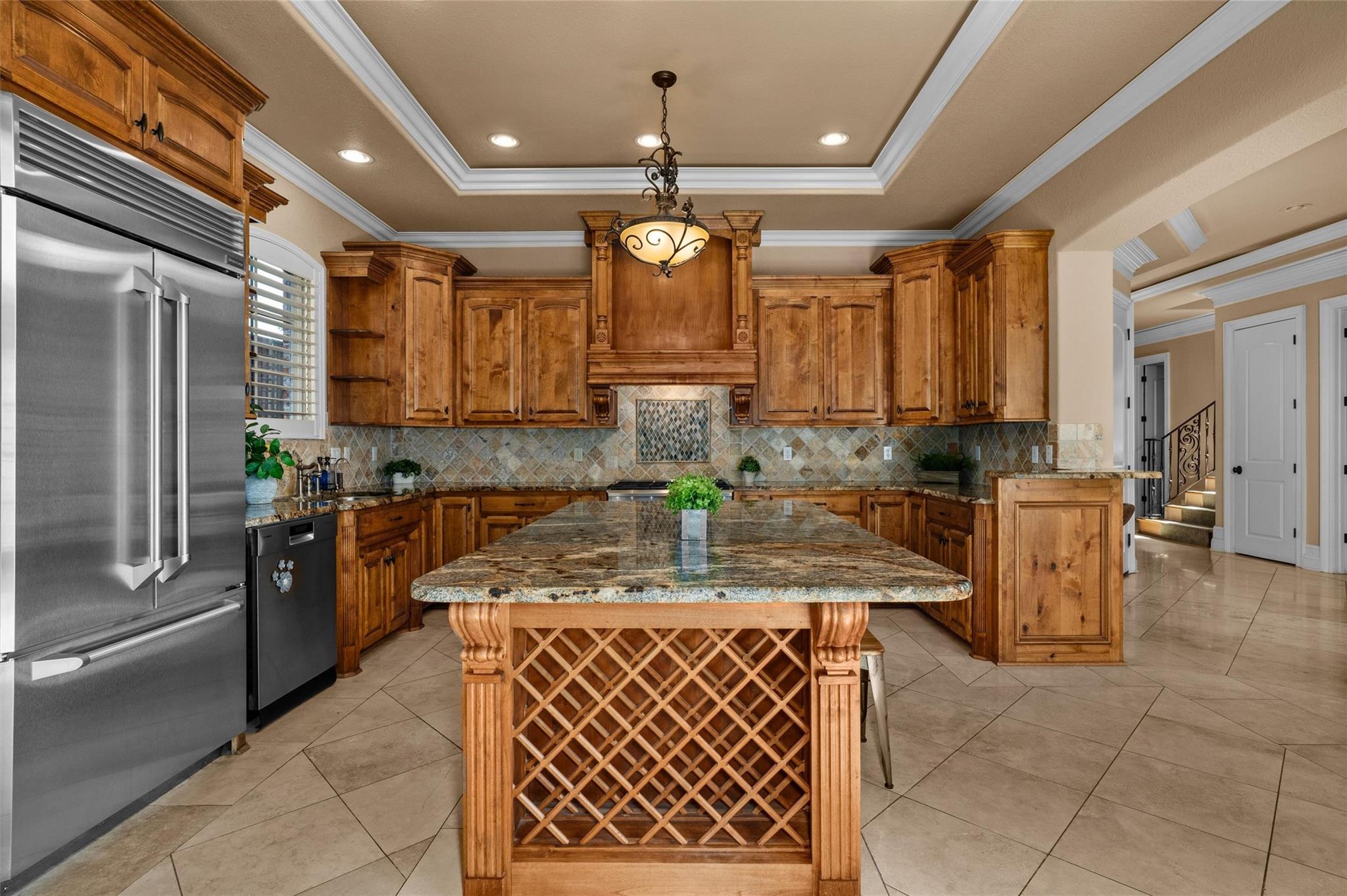 main property photo 11