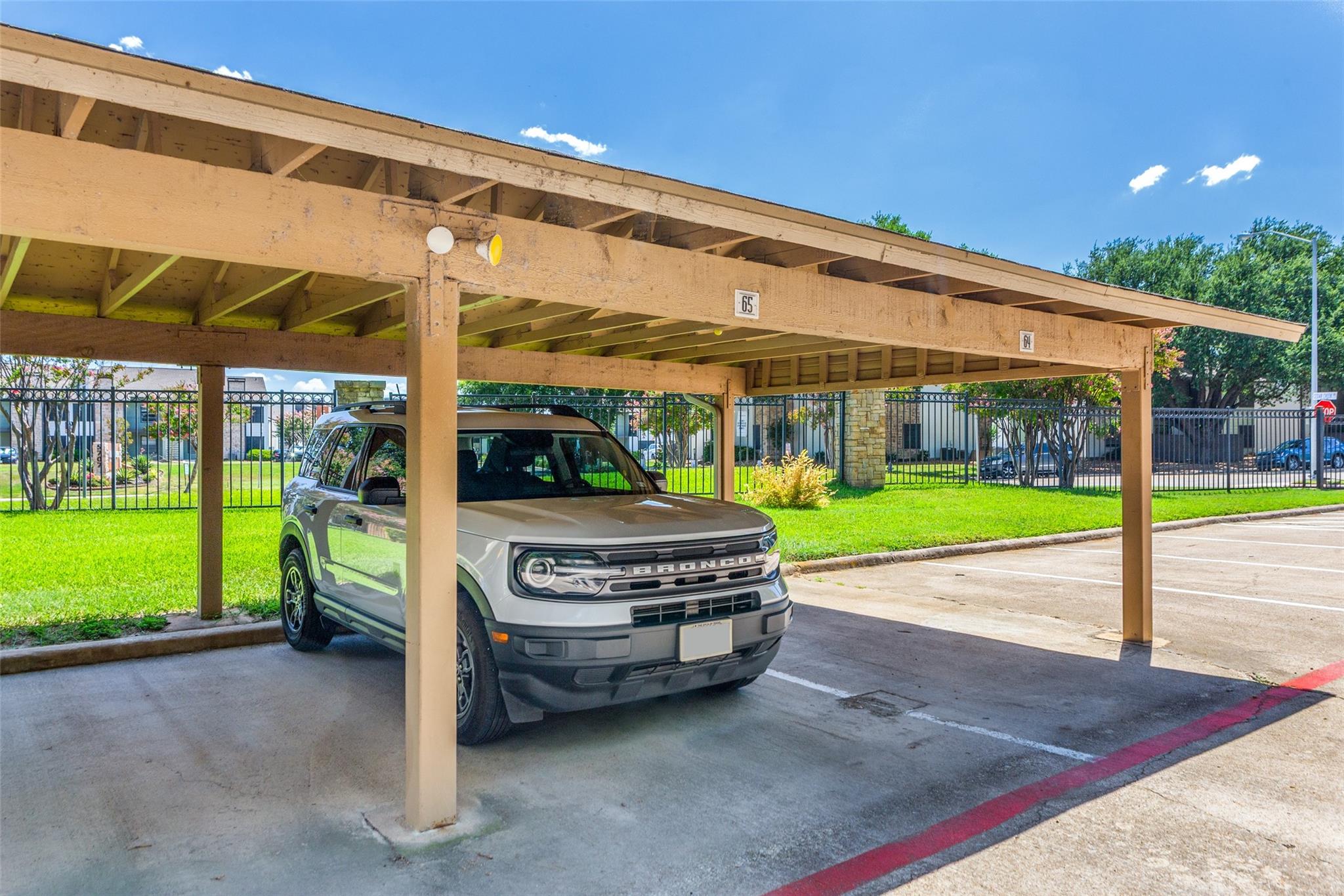 main property photo 19