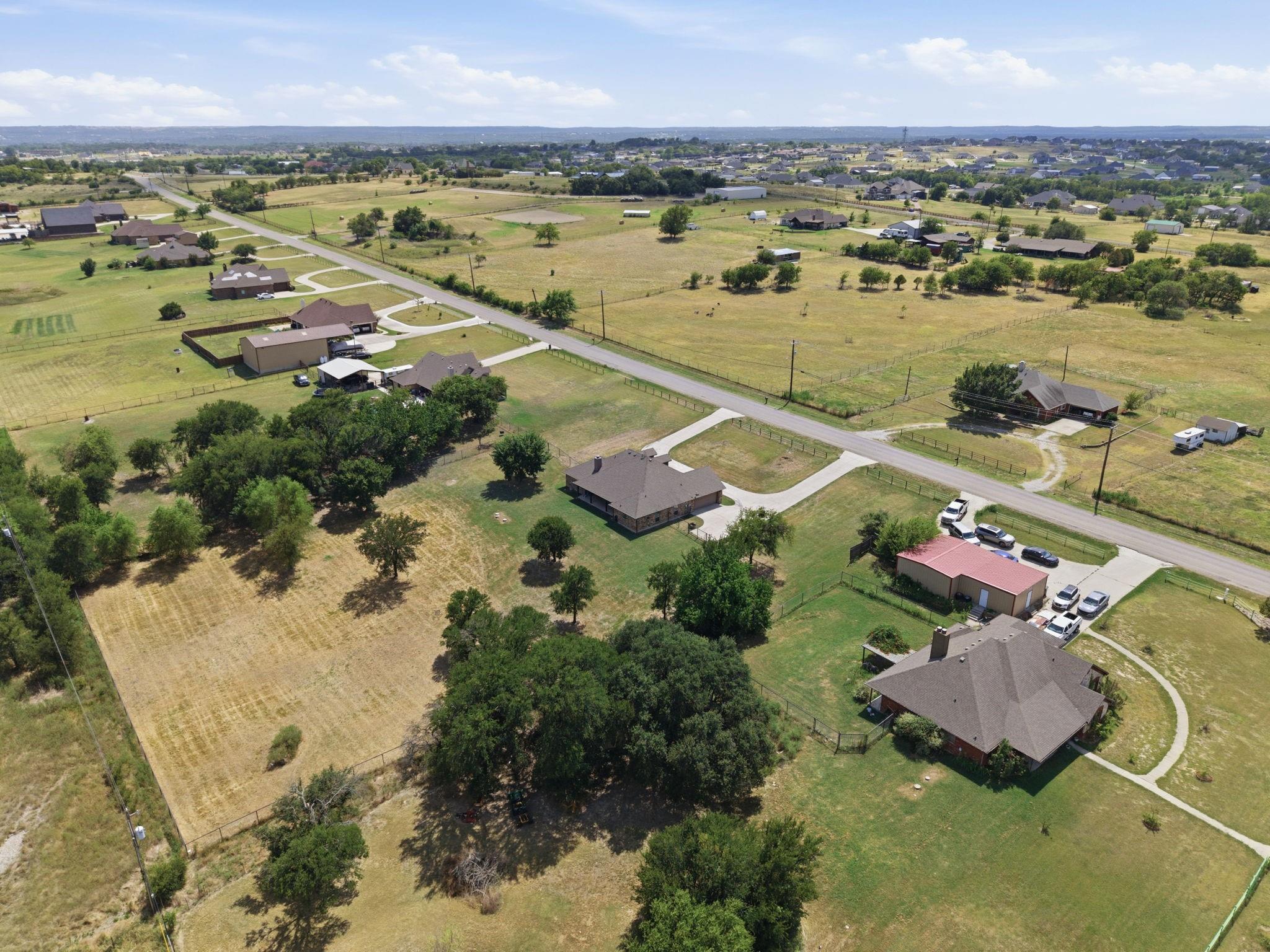 main property photo 33