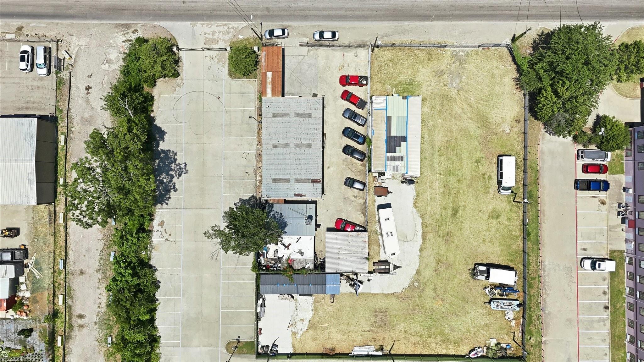 main property photo 21
