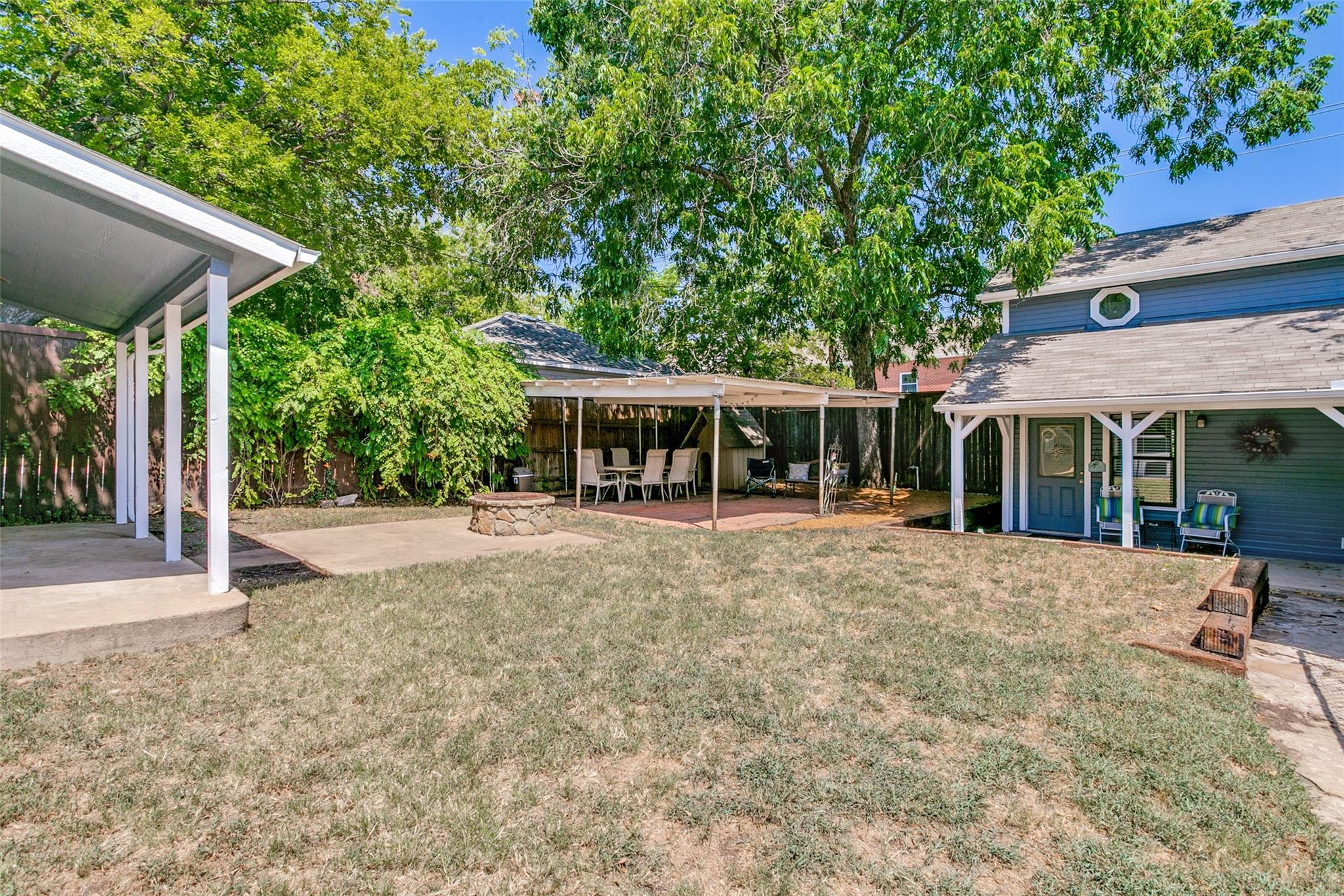 main property photo 24