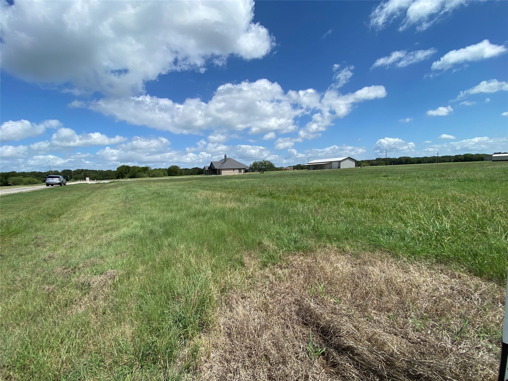 main property photo 10