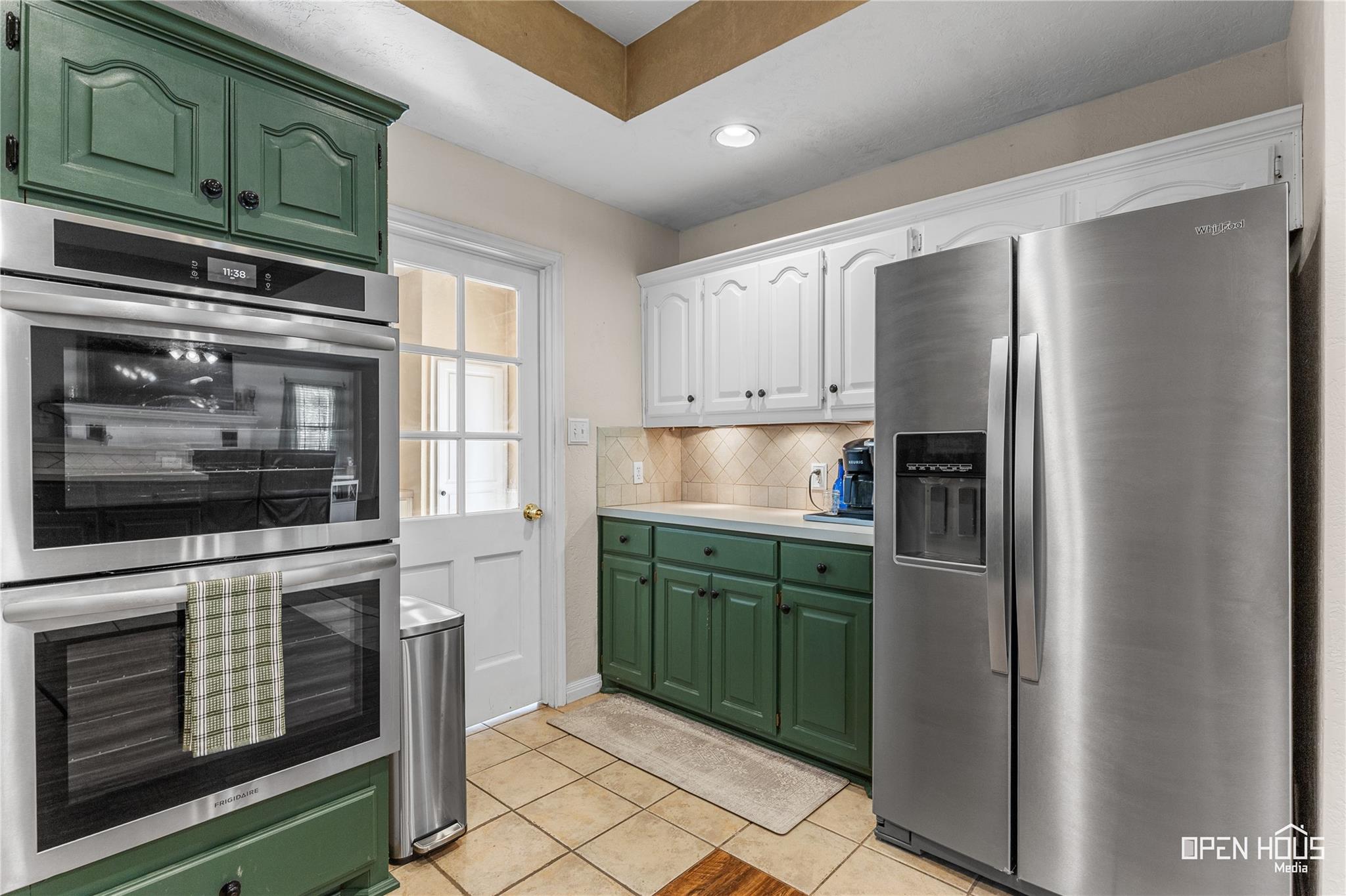 main property photo 8