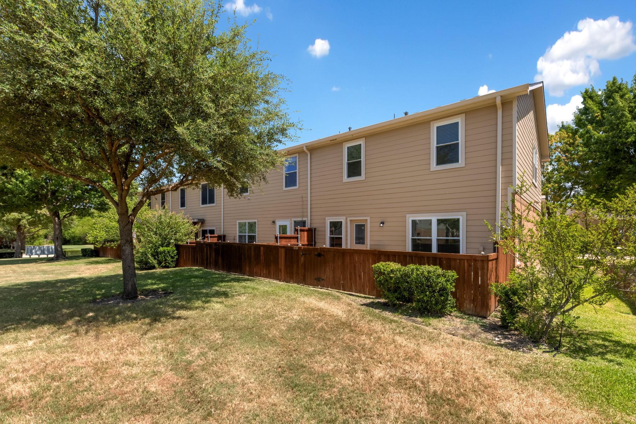 main property photo 27
