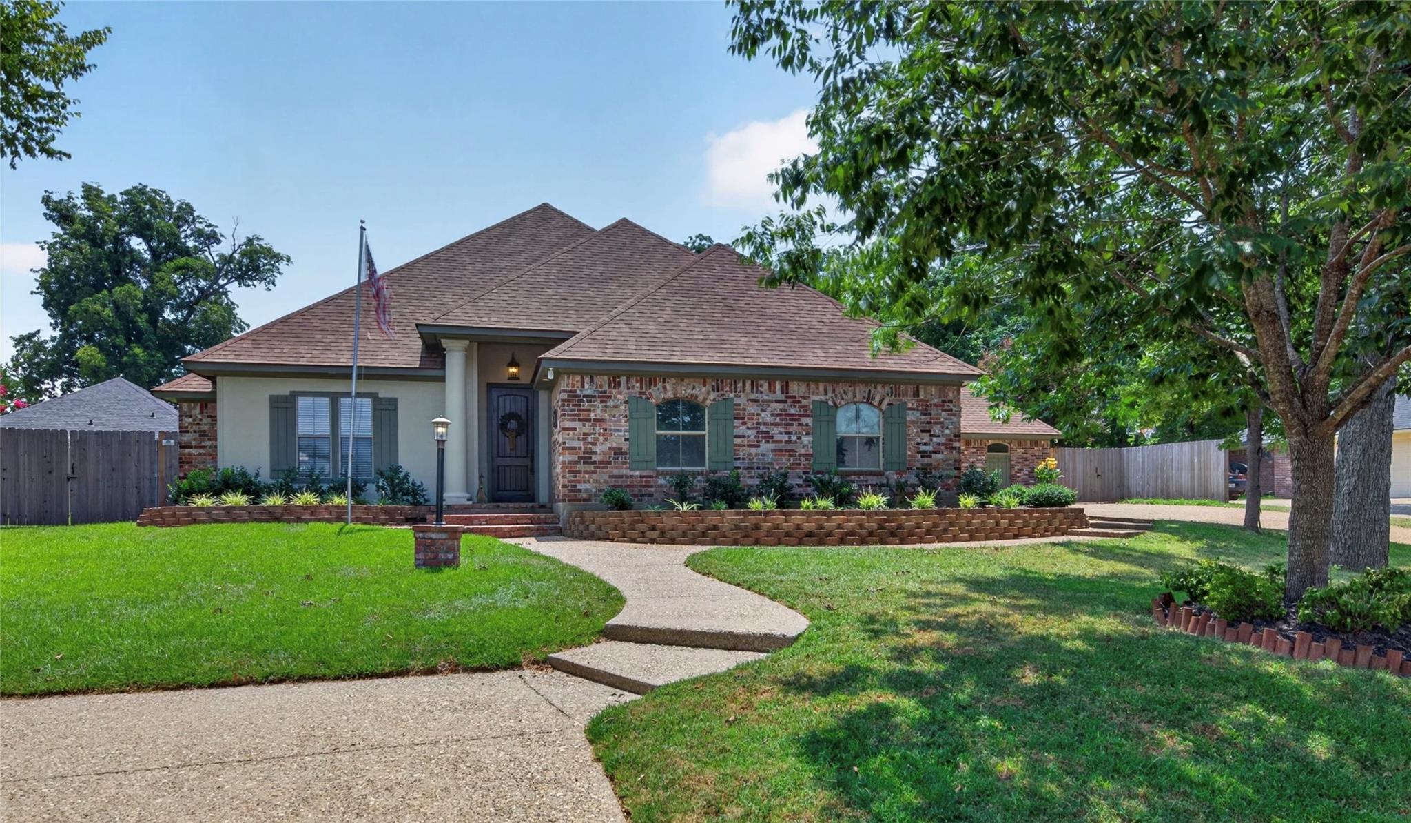 main property photo 0