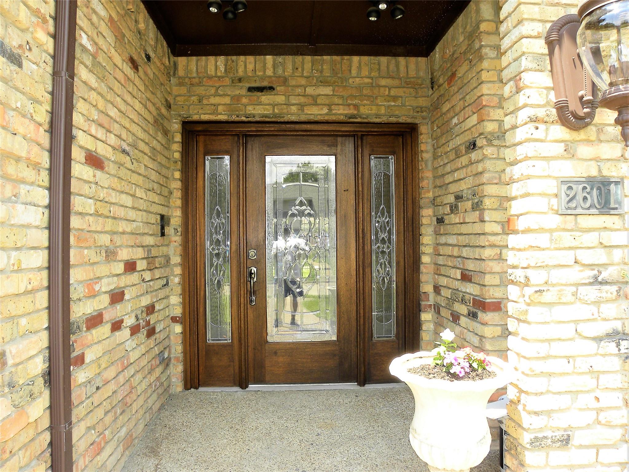 main property photo 10