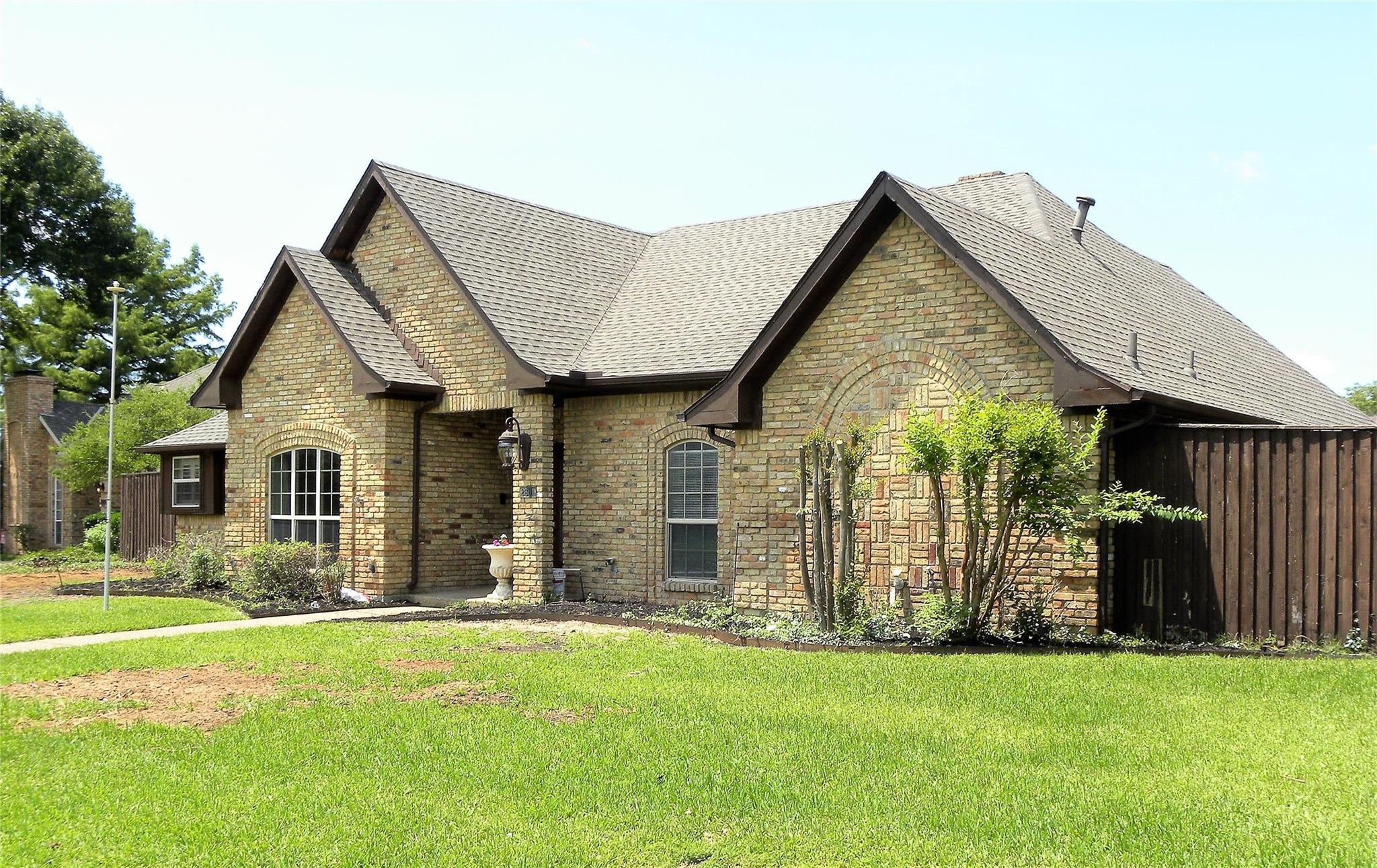 main property photo 36