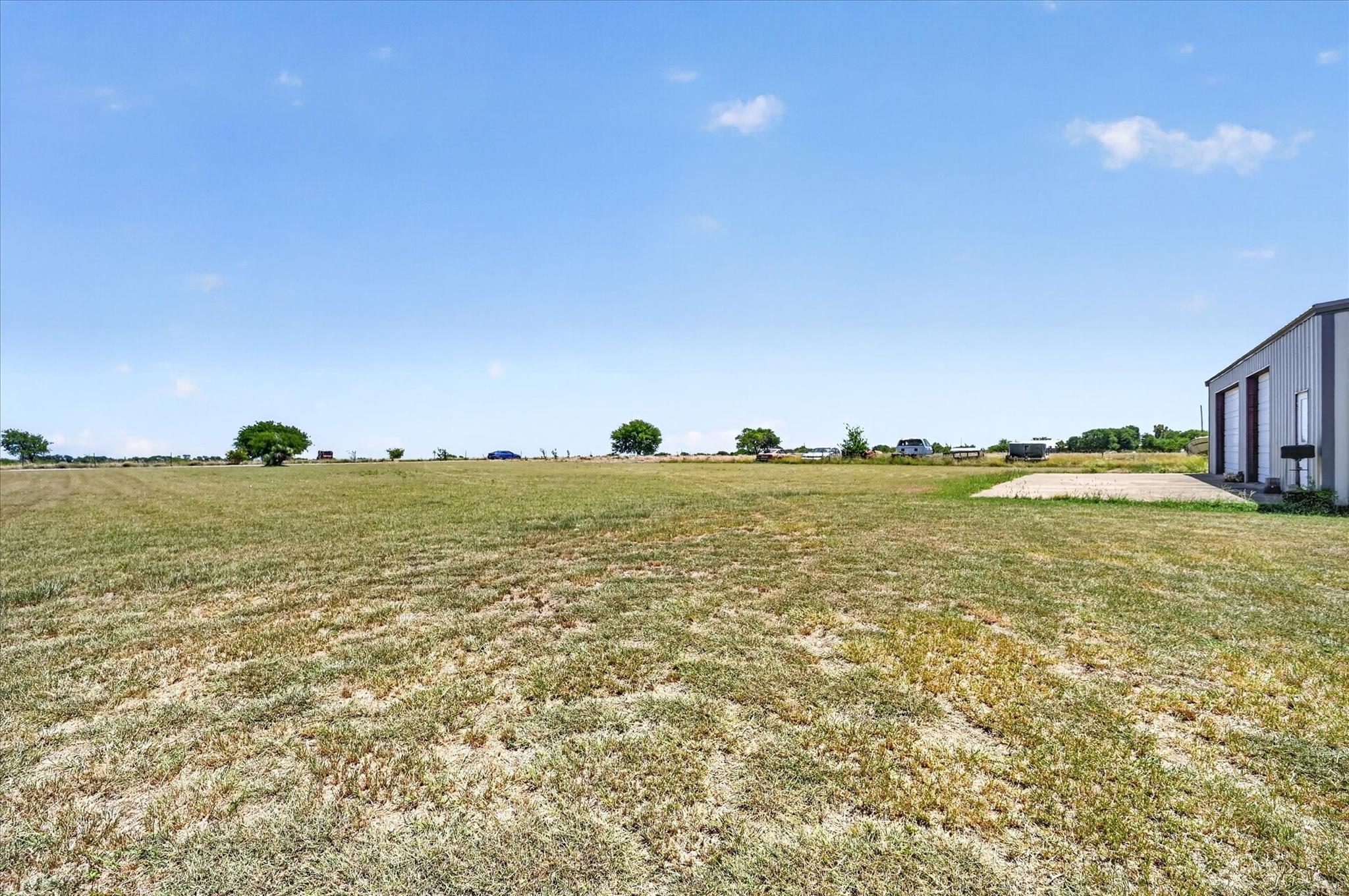 main property photo 13