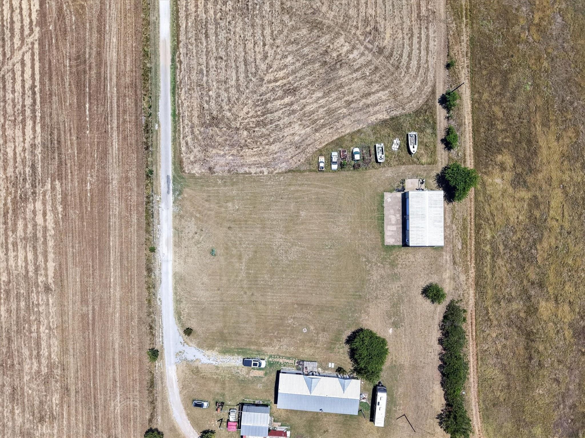 main property photo 7