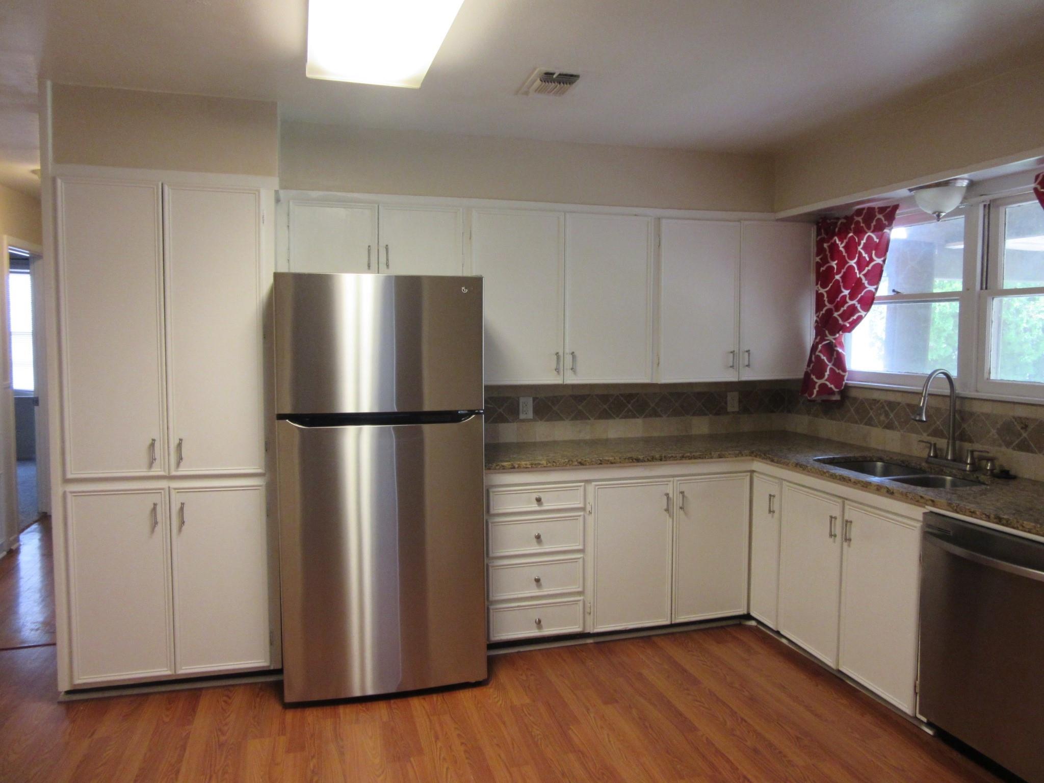 property viewer photo 4