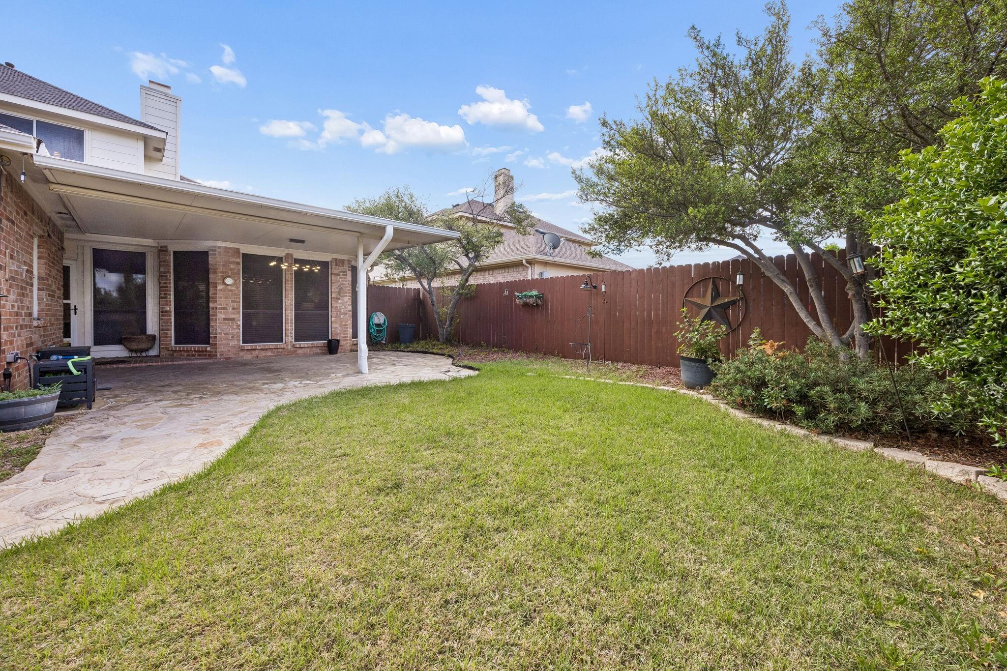 main property photo 25