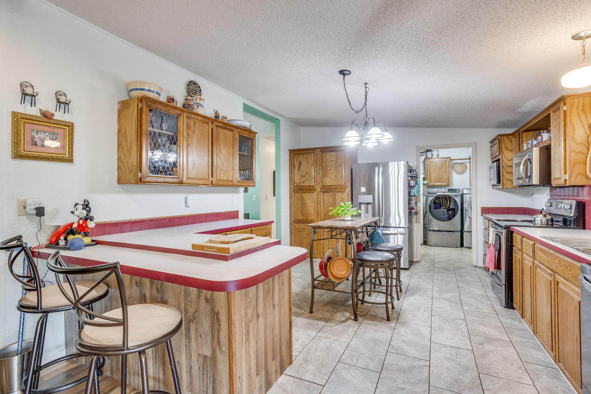 main property photo 8