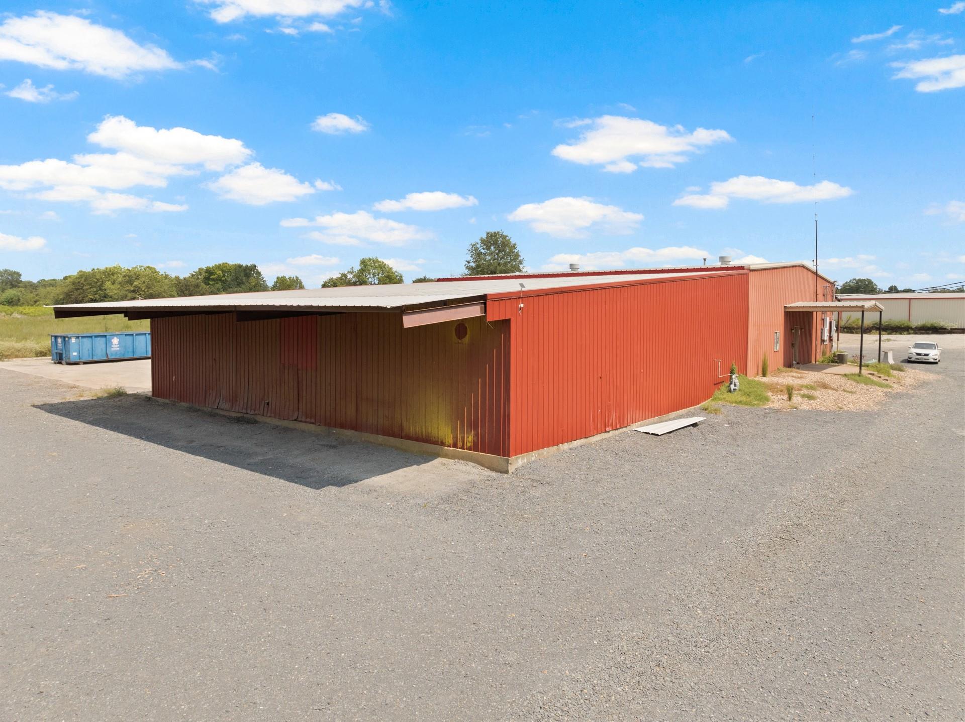 main property photo 7