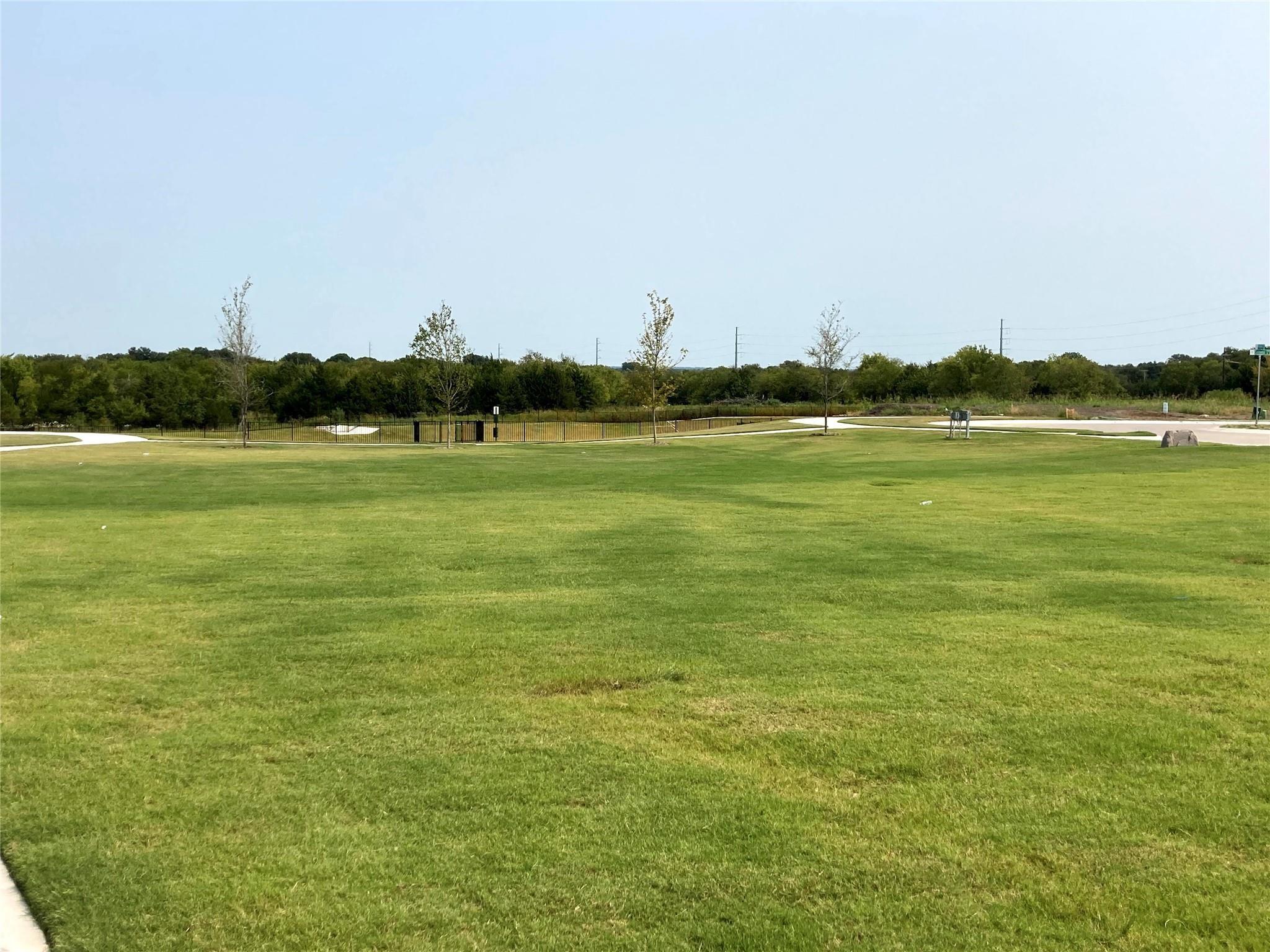 main property photo 26