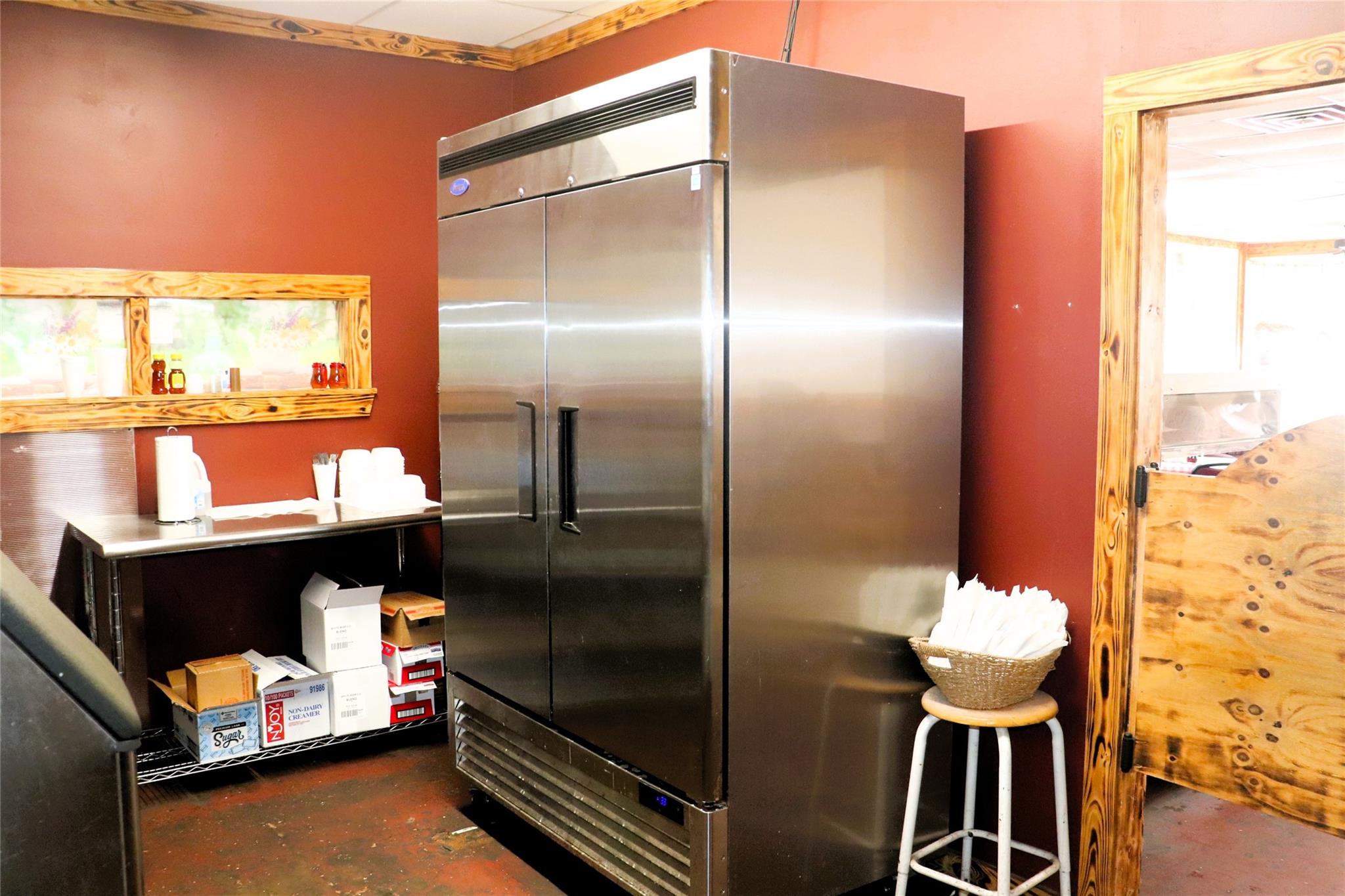 main property photo 10