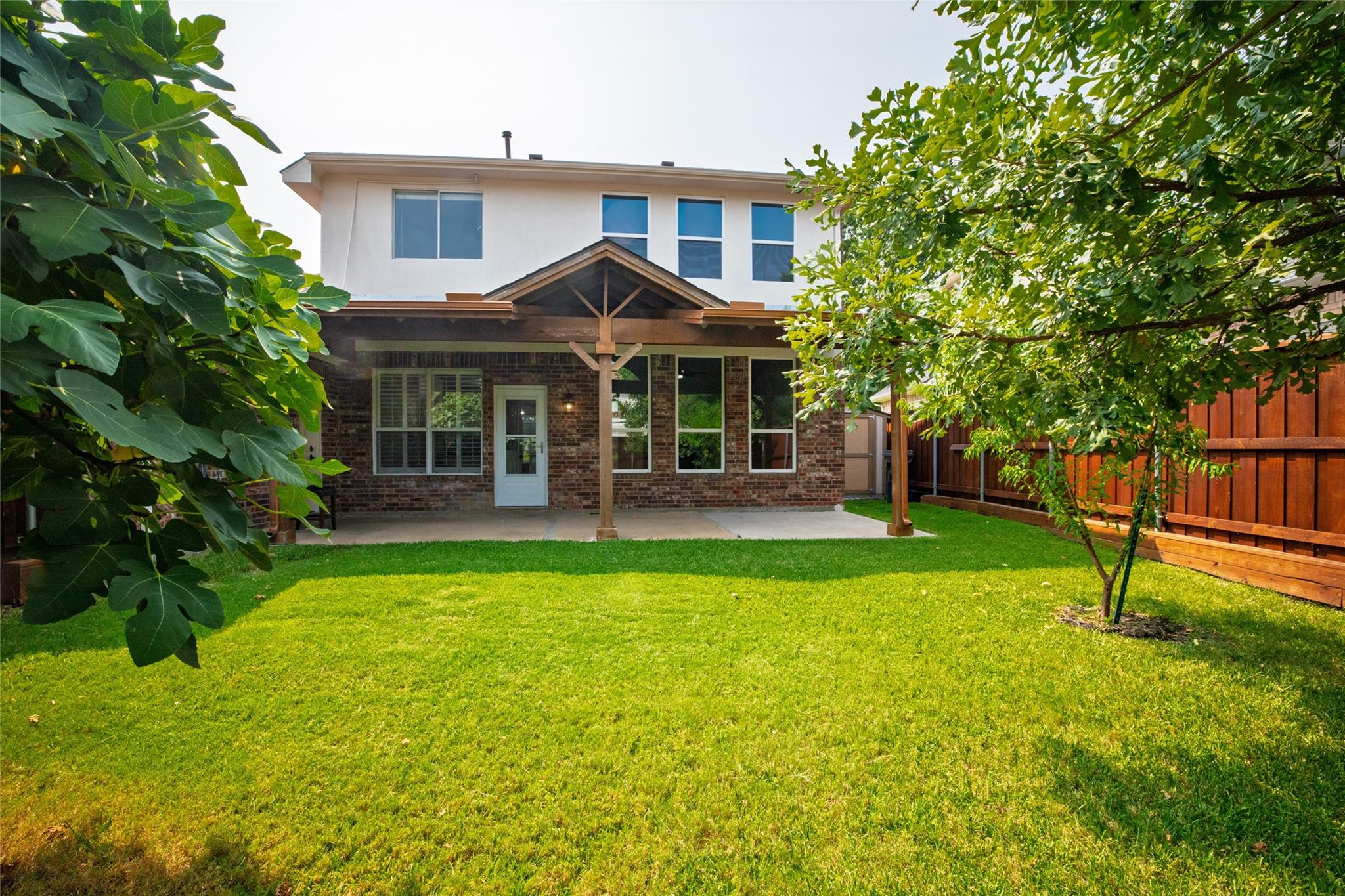 main property photo 32