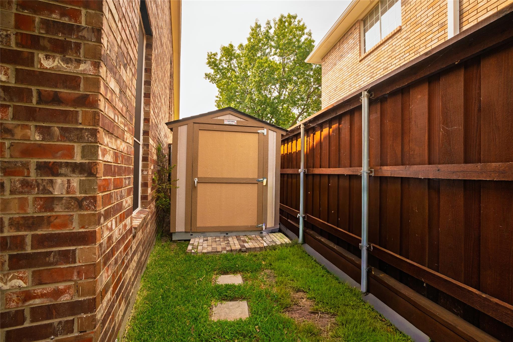 main property photo 35