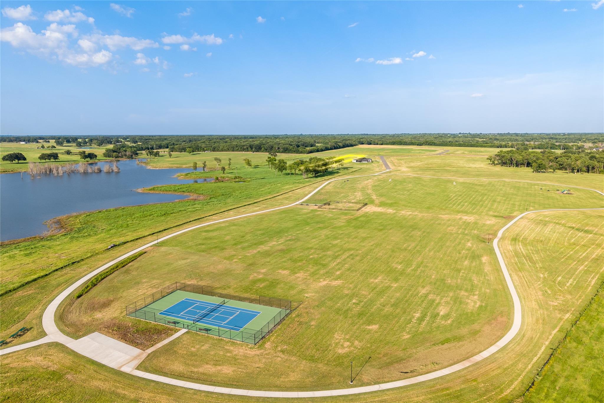 main property photo 22