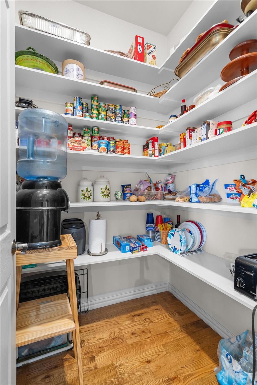 main property photo 16