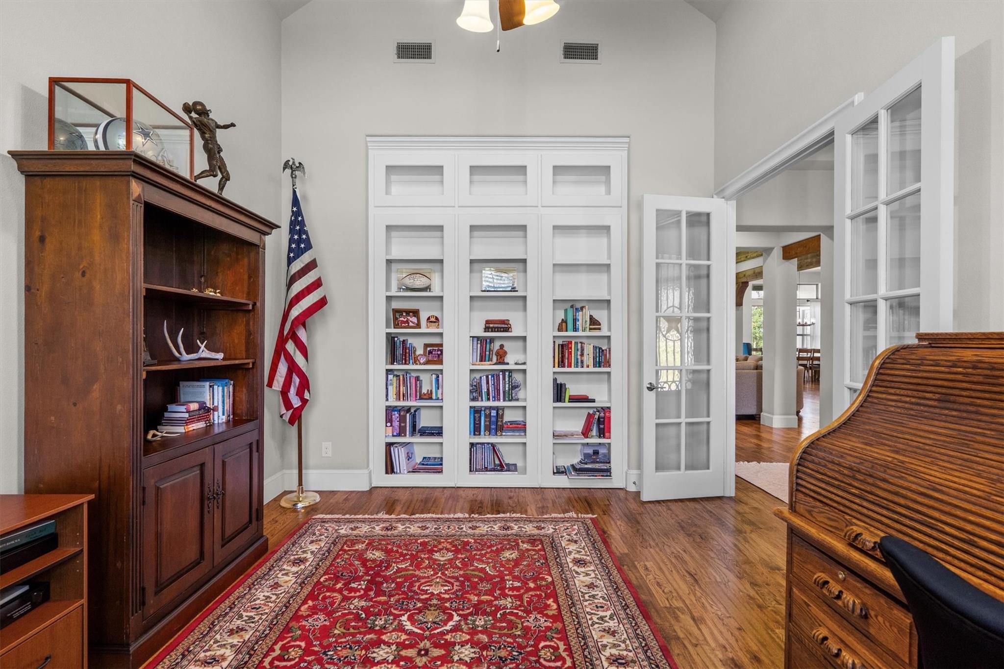 main property photo 5