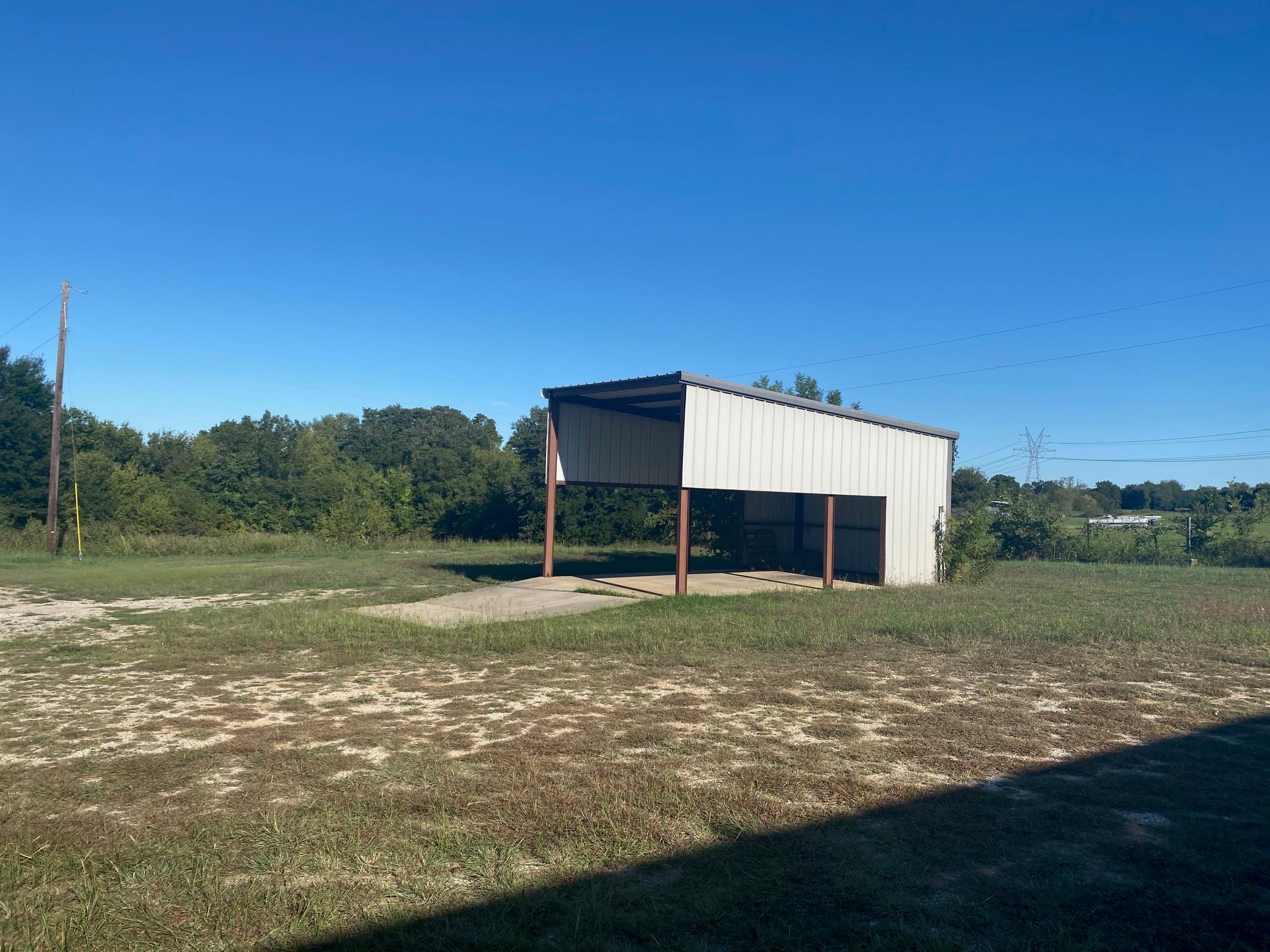 main property photo 12
