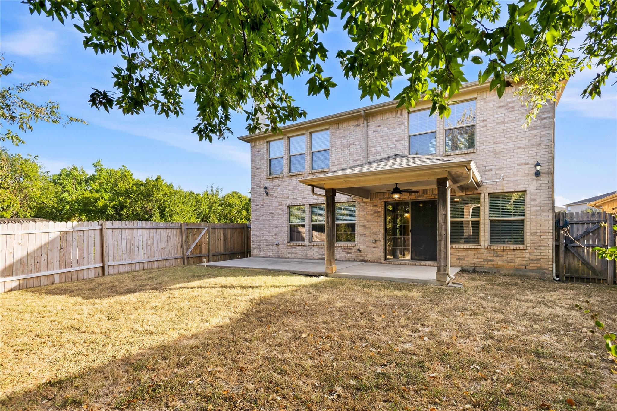 main property photo 27