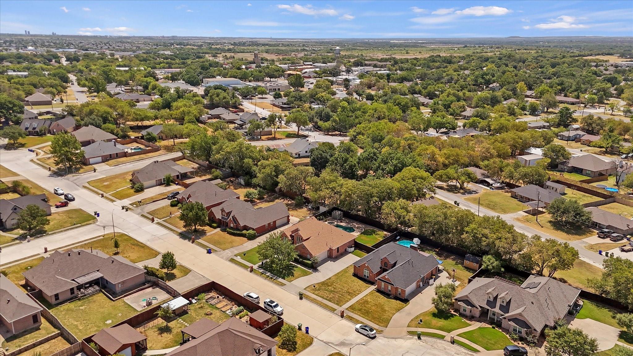 main property photo 33
