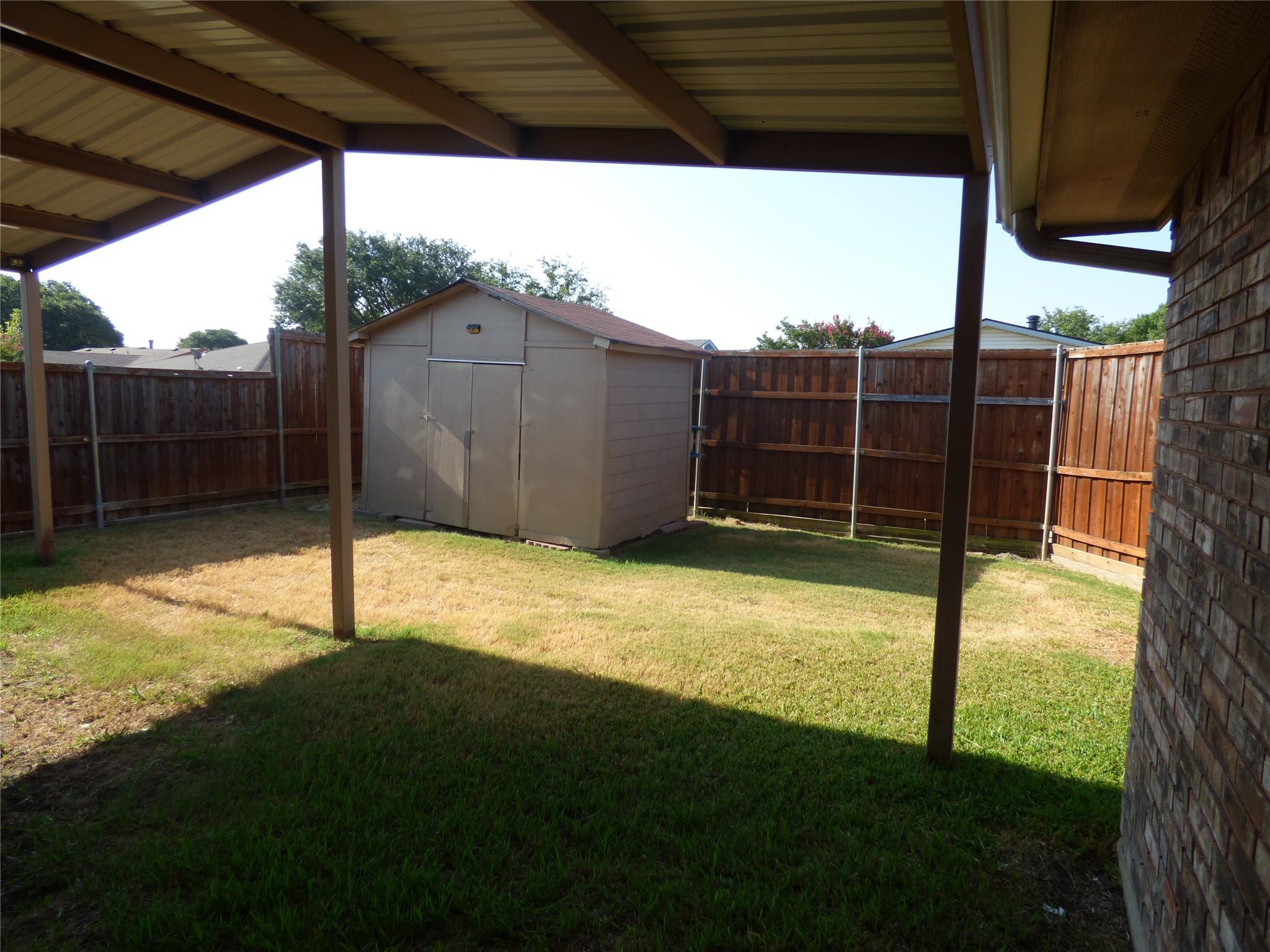 main property photo 32