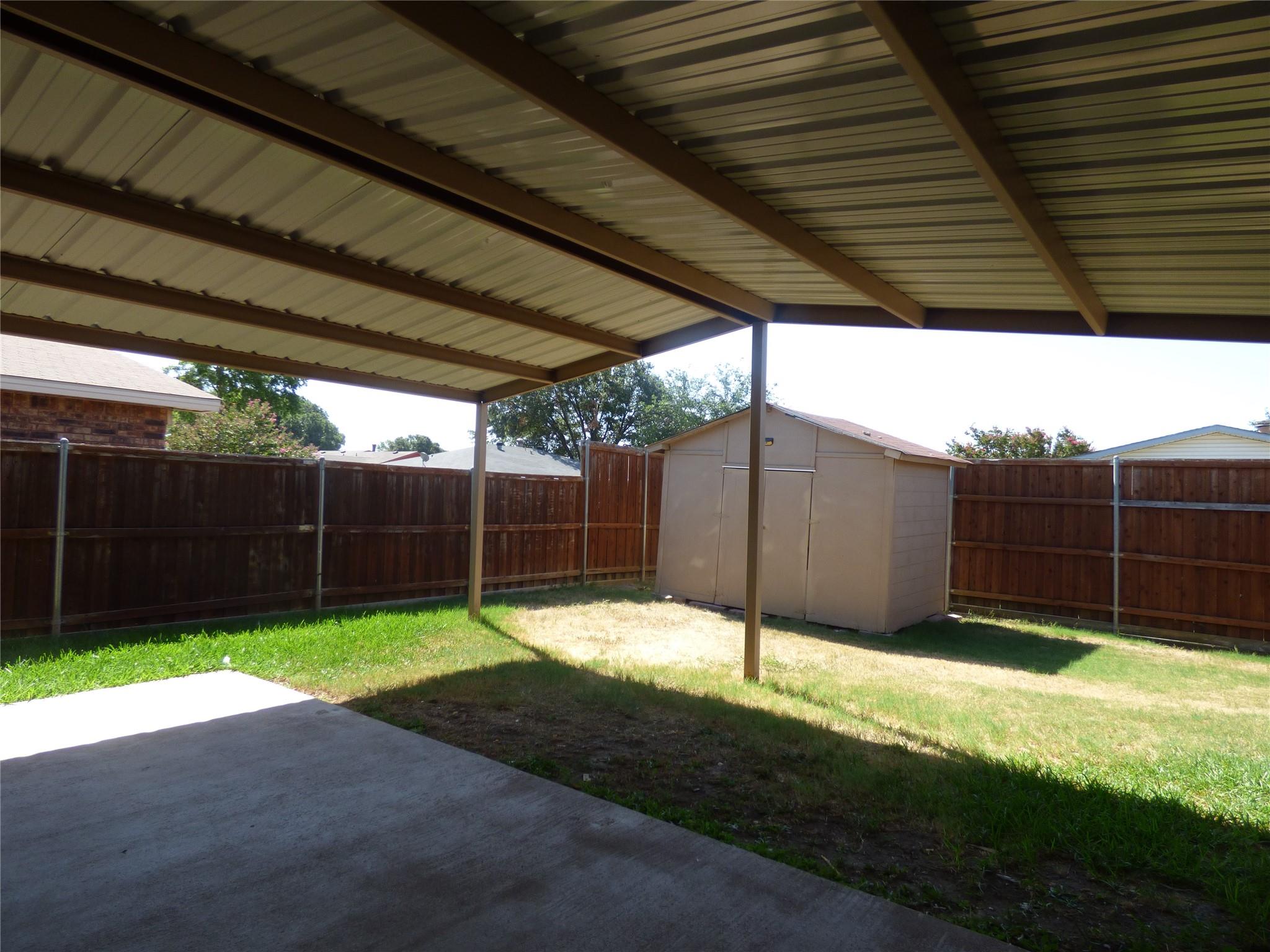 main property photo 33