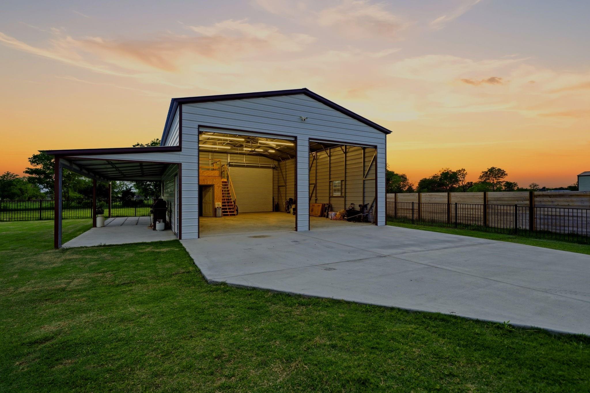 main property photo 32