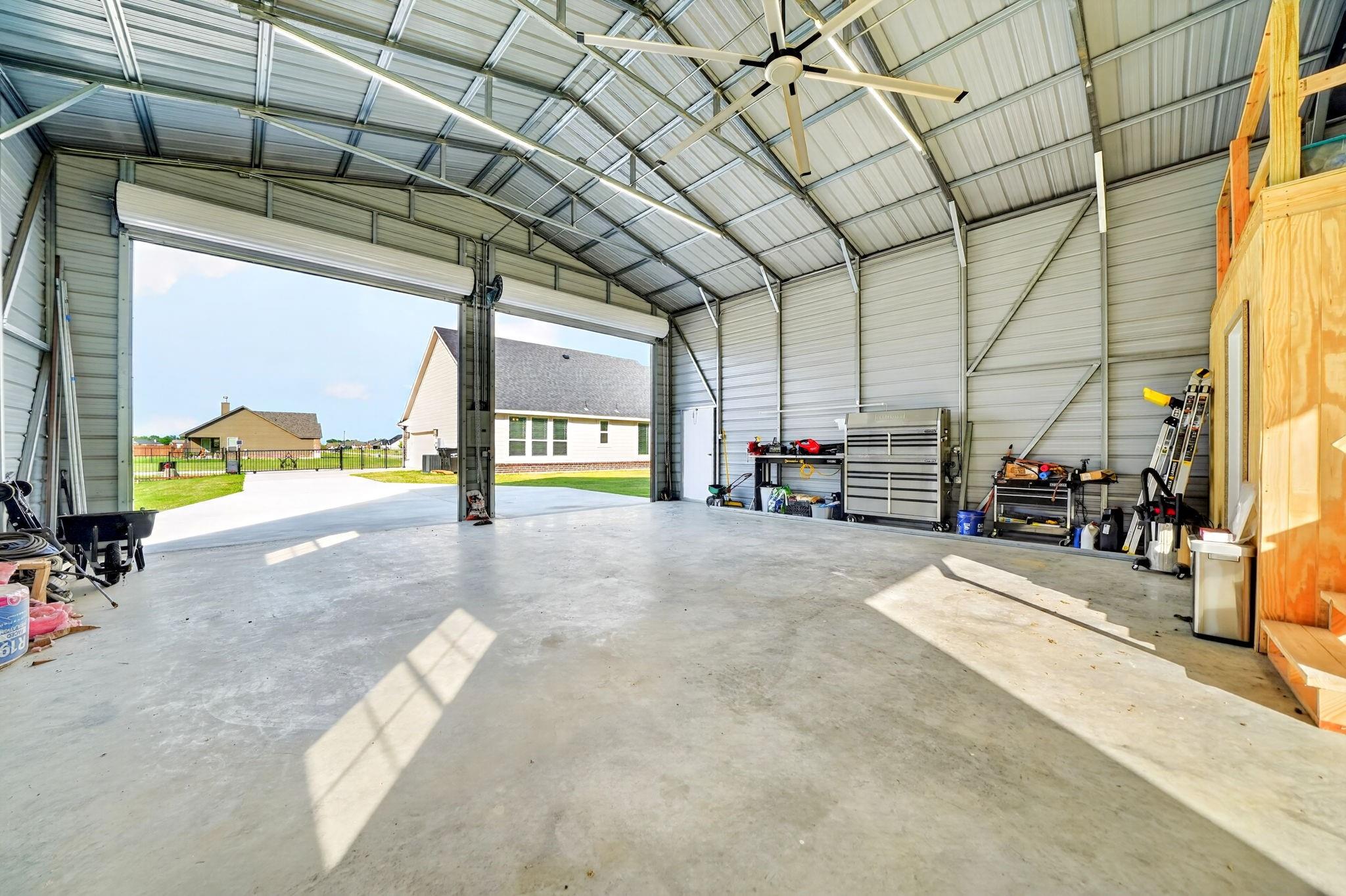 main property photo 34