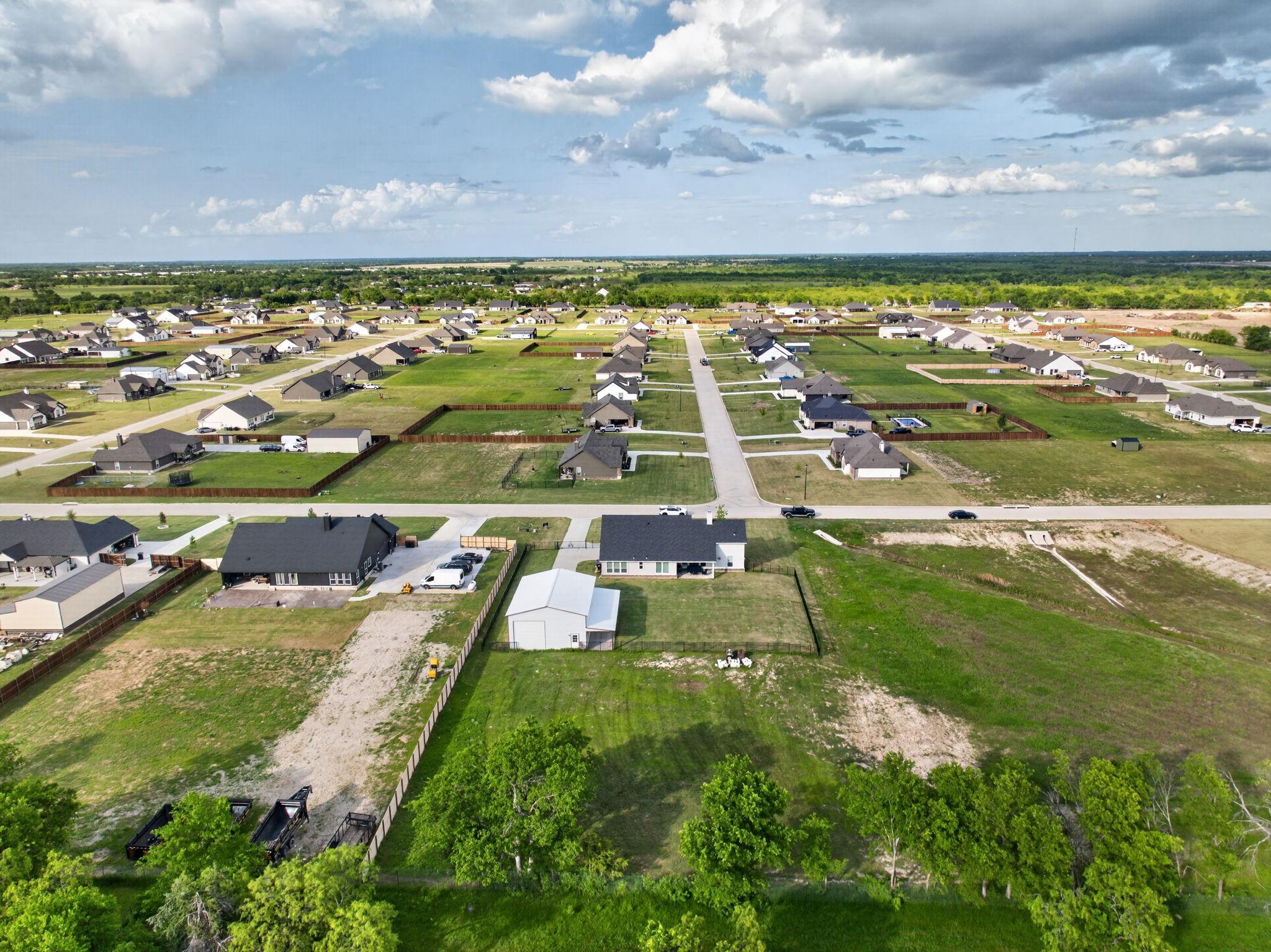 main property photo 36